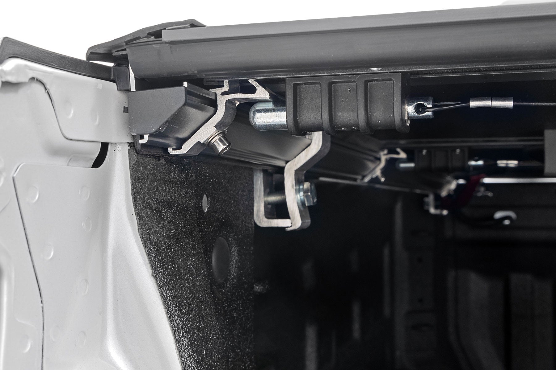 Hard Low Profile Bed Cover 6 Foot 7 Inch Bed Rail Cap Silverado/Sierra 1500/2500HD/3500HD (14-19 & Classic) Rough Country