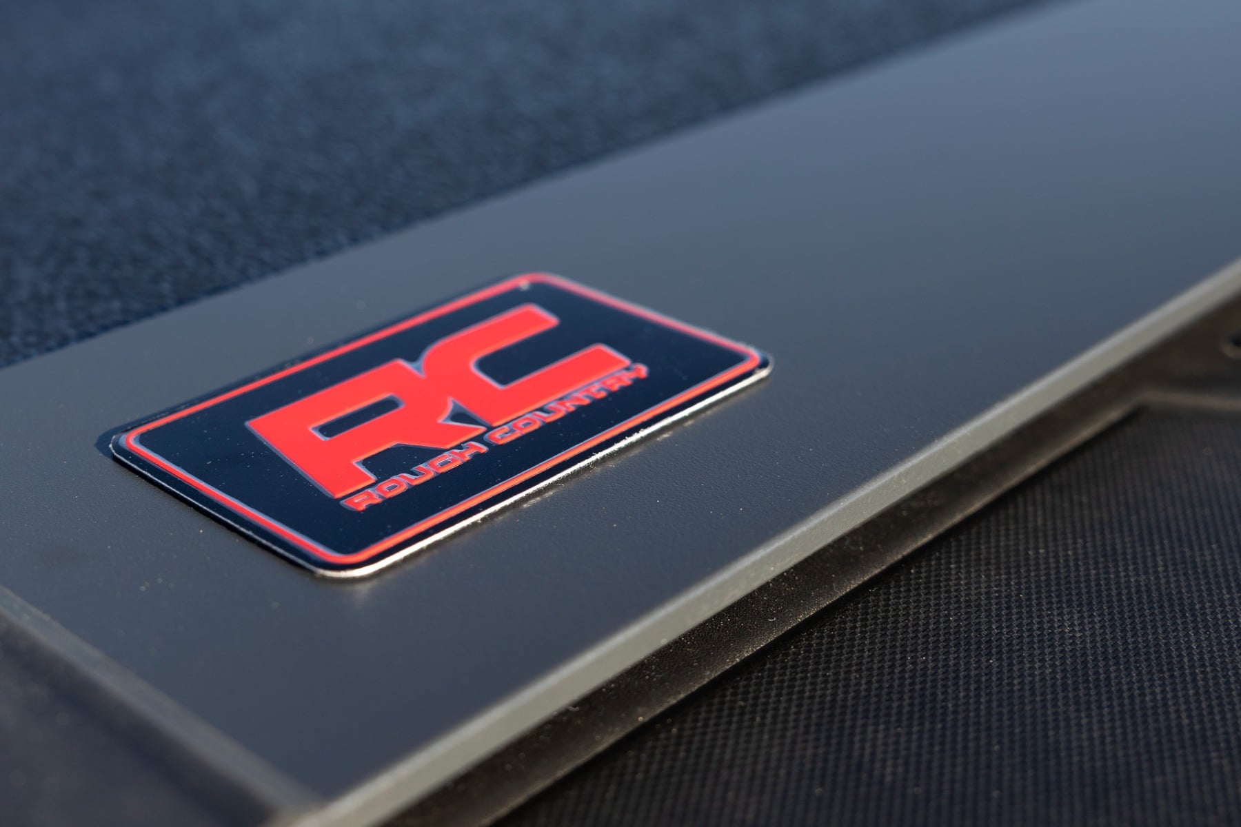 Hard Low Profile Bed Cover 5 Foot Bed Chevy/GMC Canyon/Colorado (15-26) Rough Country