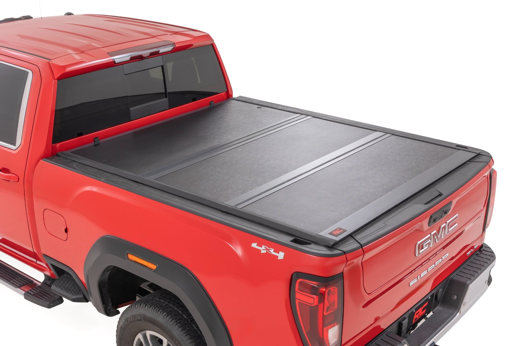 Hard Low Profile Bed Cover 6 Foot 9 Inch Bed Rail Caps Silverado/Sierra 2500HD/3500HD (20-26) Rough Country