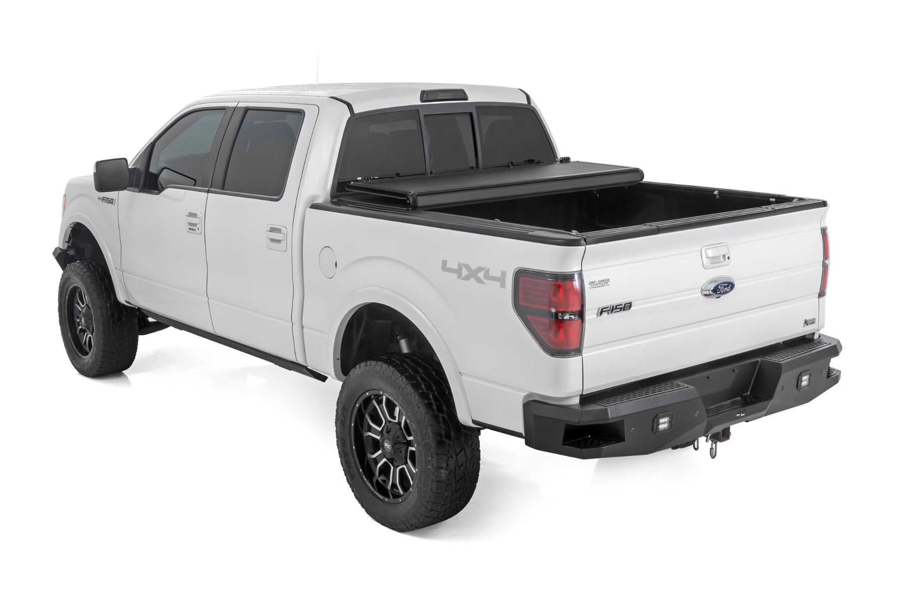 Hard Low Profile Bed Cover 5 Foot 7 Inch Bed Ford F-150 2WD/4WD (2004-2014) Rough Country