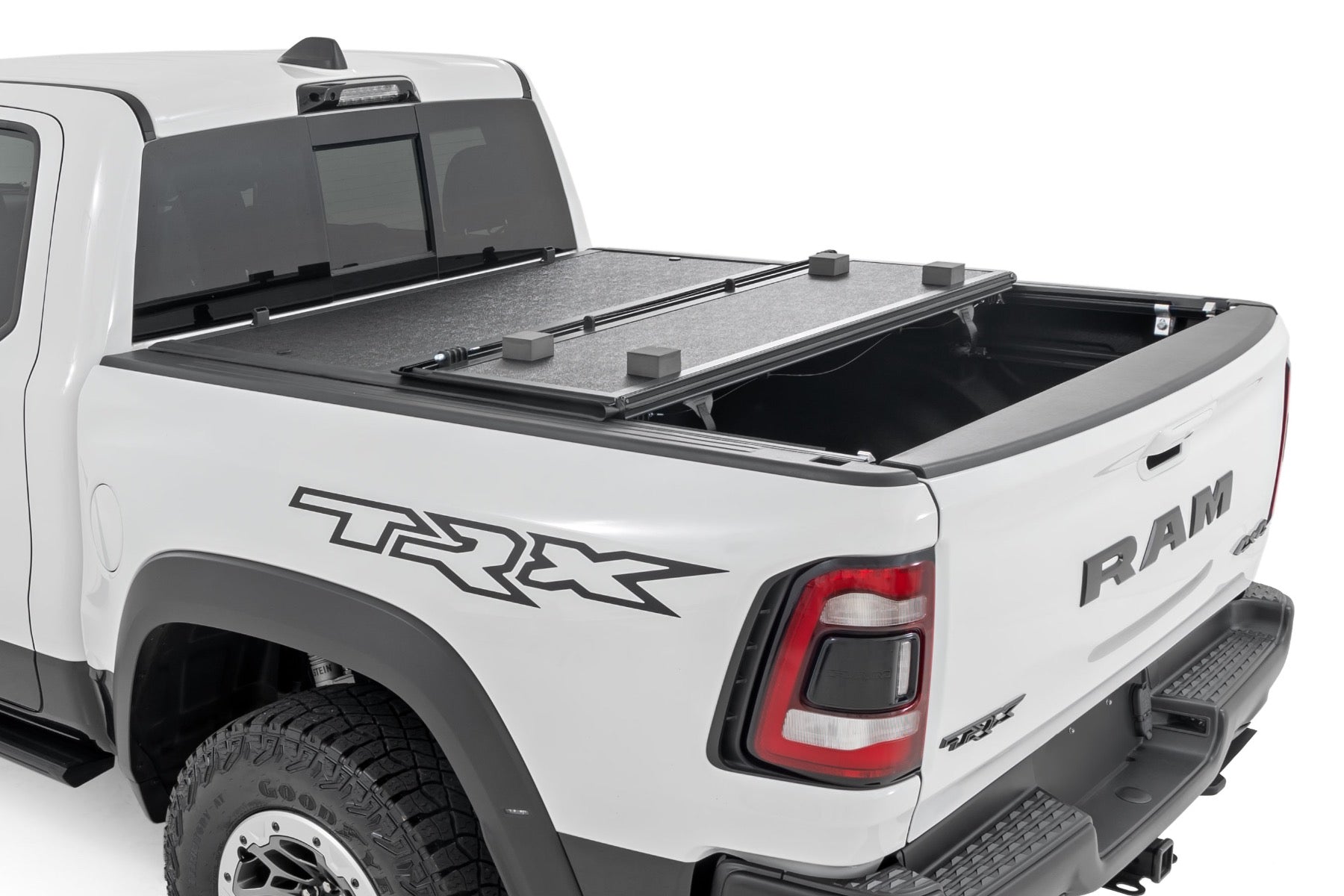 Hard Low Profile Bed Cover 5 Foot 7 Inch Bed No Rambox Ram 1500 (19-26)/1500 TRX (21-24) Rough Country