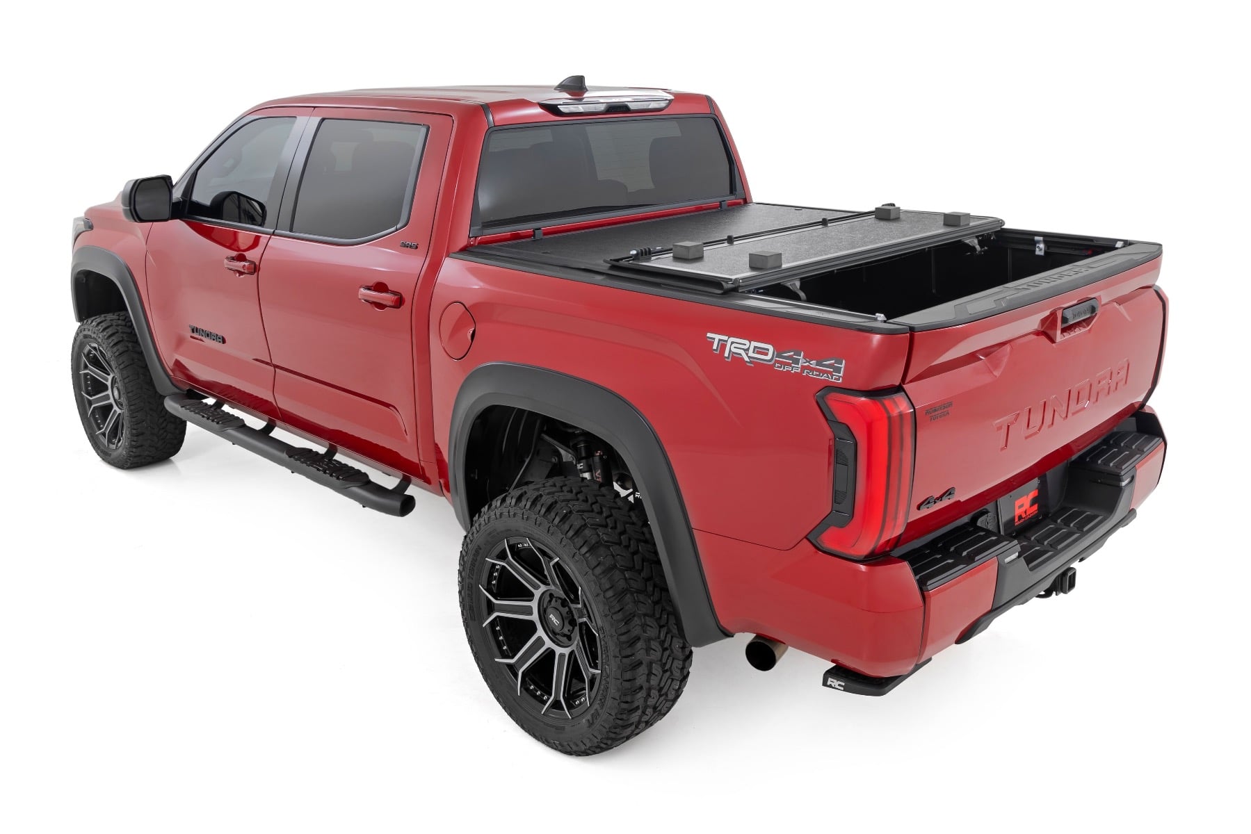 Hard Low Profile Bed Cover 5 Foot 7 Inch Bed Cargo Mgmt Toyota Tundra (22-26) Rough Country
