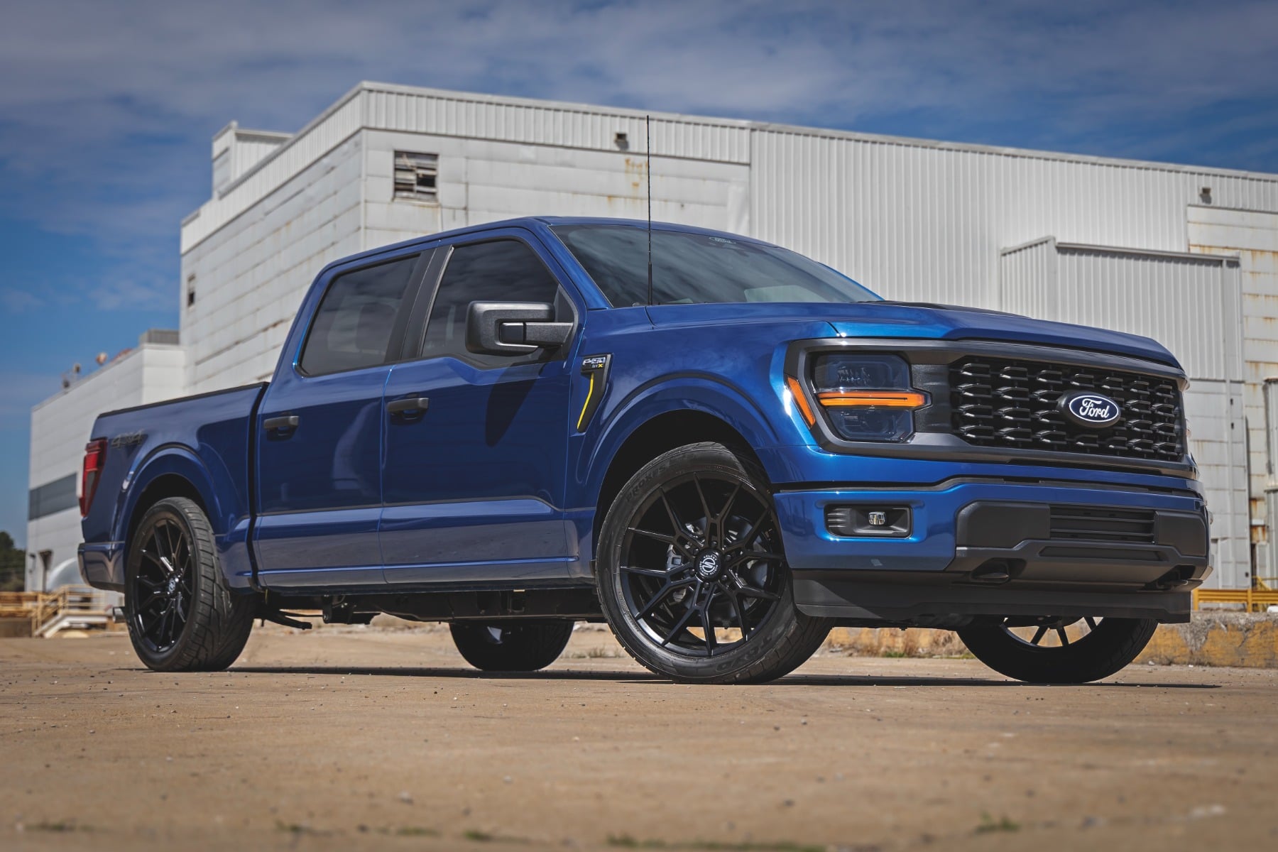 2 Inch Lowering Kit 4 Inch Rear Lowering M1 Ford F-150 4WD (2015-2026) Rough Country