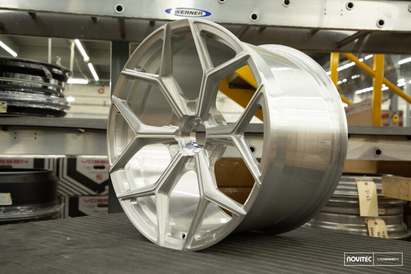 Vossen x Novitec NL4-Cl 21x13 - Centerlock - ET57 Brushed Gloss Clear Lamborghini Aventador Rr Wheel