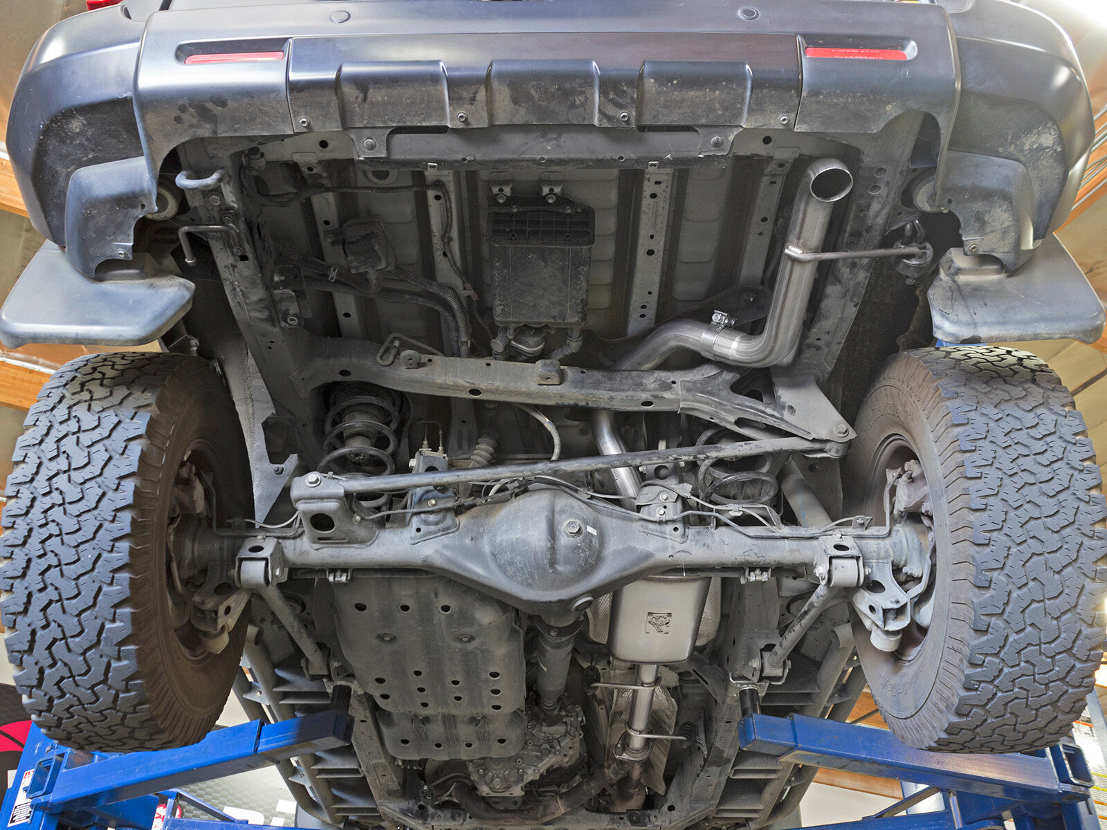 Scorpion 2-1/2 Inch Aluminized Steel Cat-Back Hi-Tuck Exhaust System Toyota Fj Cruiser 07-18 V6-4.0L aFe Power