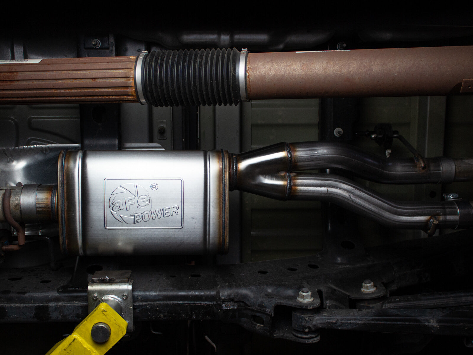 Apollo GT Series 409 Stainless Steel Muffler Upgrade Pipe Dodge/Ram 1500 09-18 / Ram 1500 Classic 2019 V8-5.7L Hemi aFe Power