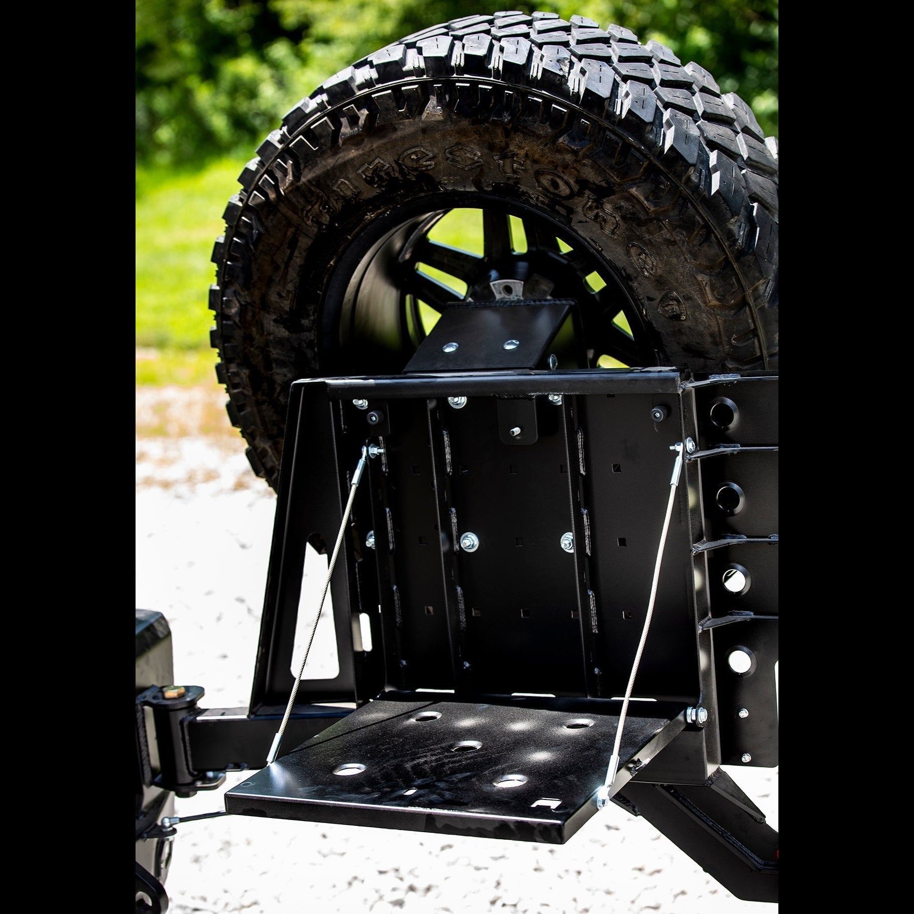 4Runner Overland Series rear bumper for 5th Gen models (2010-2024) featuring a durable tire carrier and mounting system.