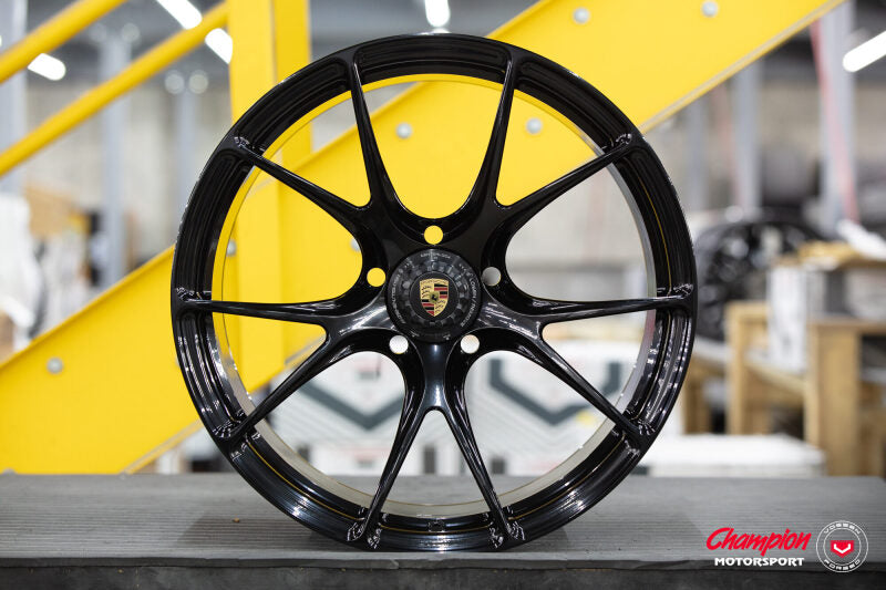 Vossen X Champion RS74 21X9 / ET44 / Gloss Black Wheel / Centerlock / 911 Turbo 991 - Front
