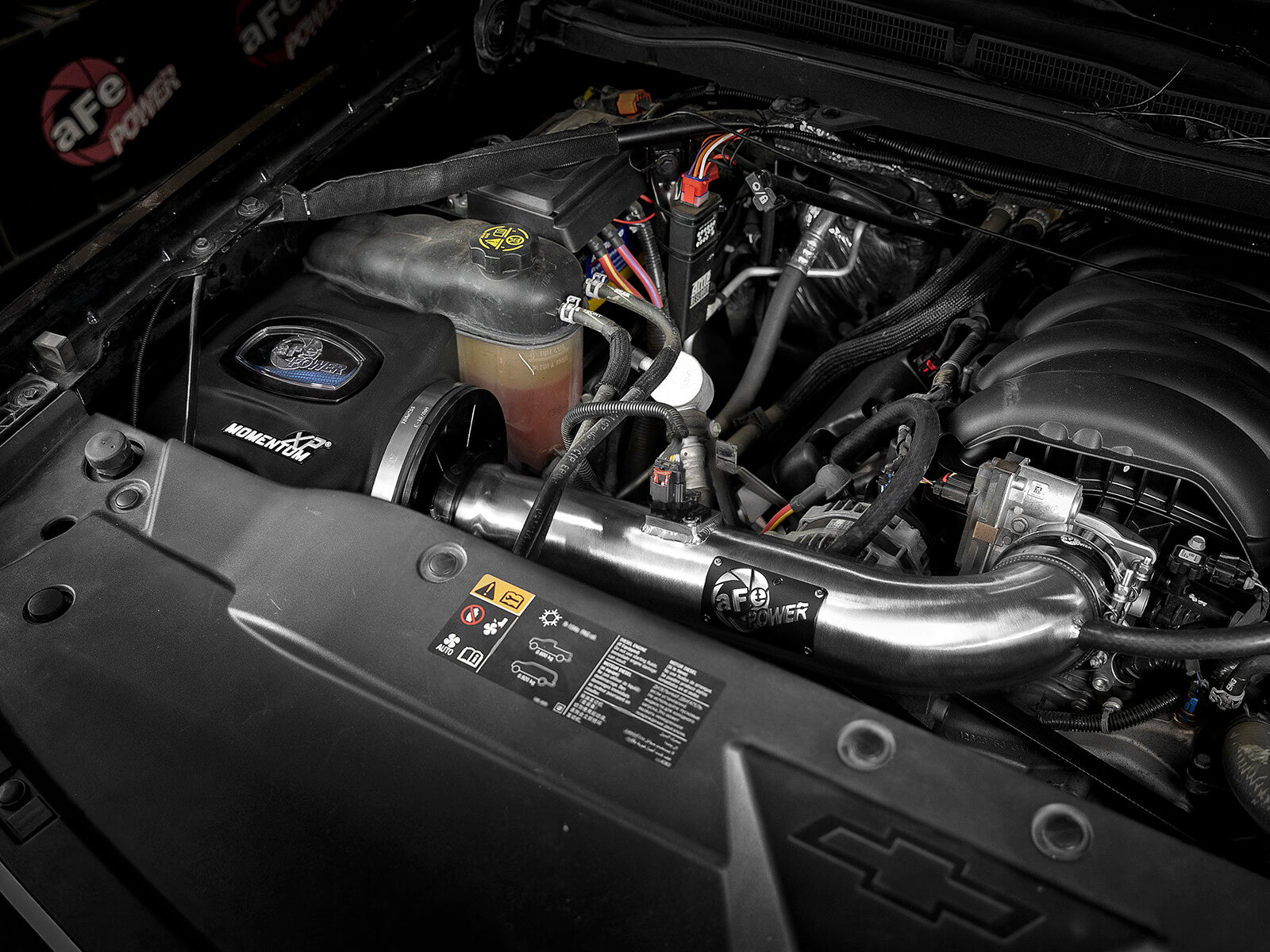 Momentum Xp Cold Air Intake System w/ Pro 5R Filter Brushed GM Silverado/Sierra 1500 14-19 / Tahoe/Suburban/Yukon/XL/Escalade 15-20 V8-5.3L/6.2L aFe Power