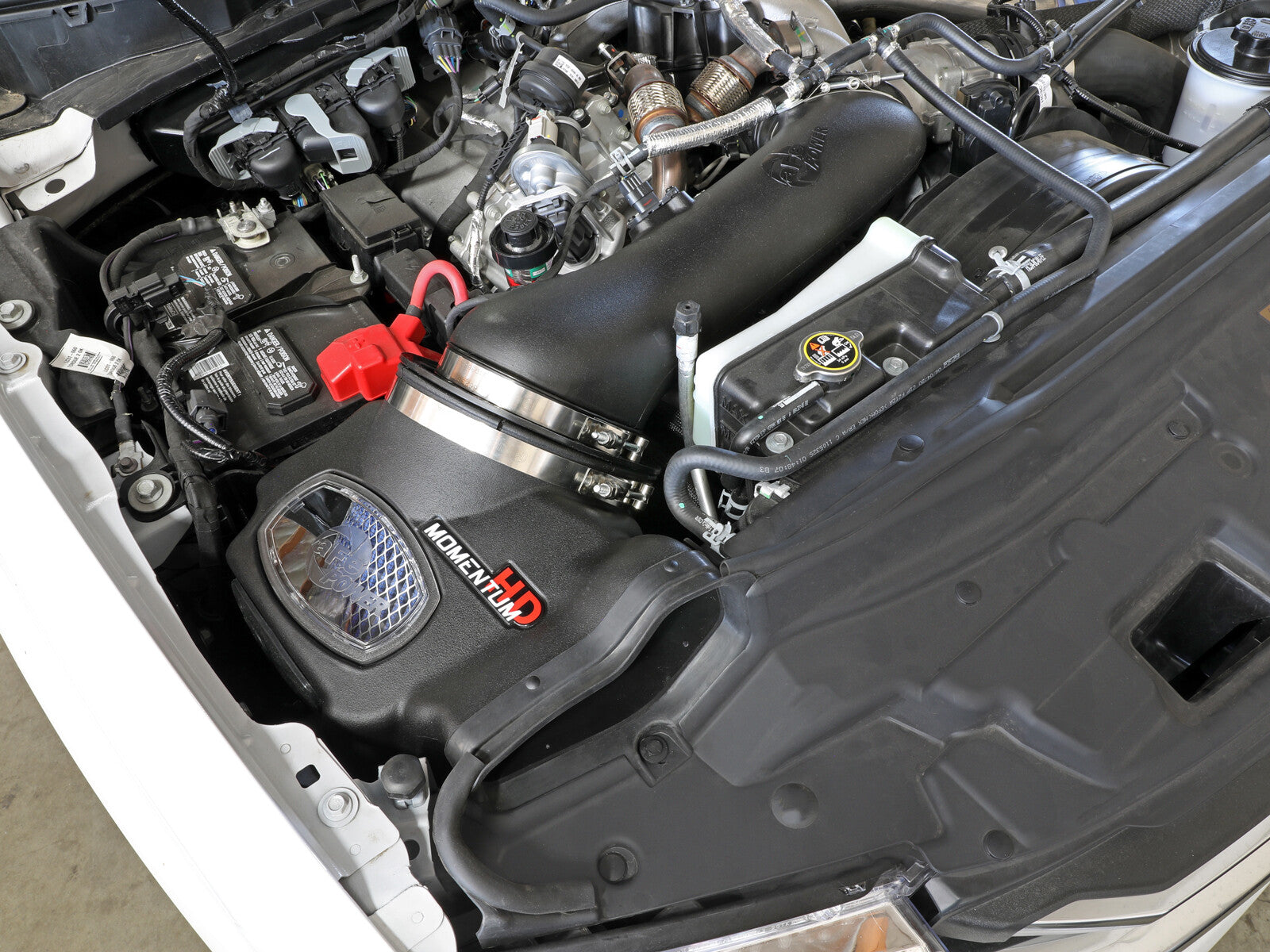 Momentum HD Cold Air Intake System w/ Pro 10R Filter Ford Diesel Trucks 20-26 V8-6.7L (td) aFe Power