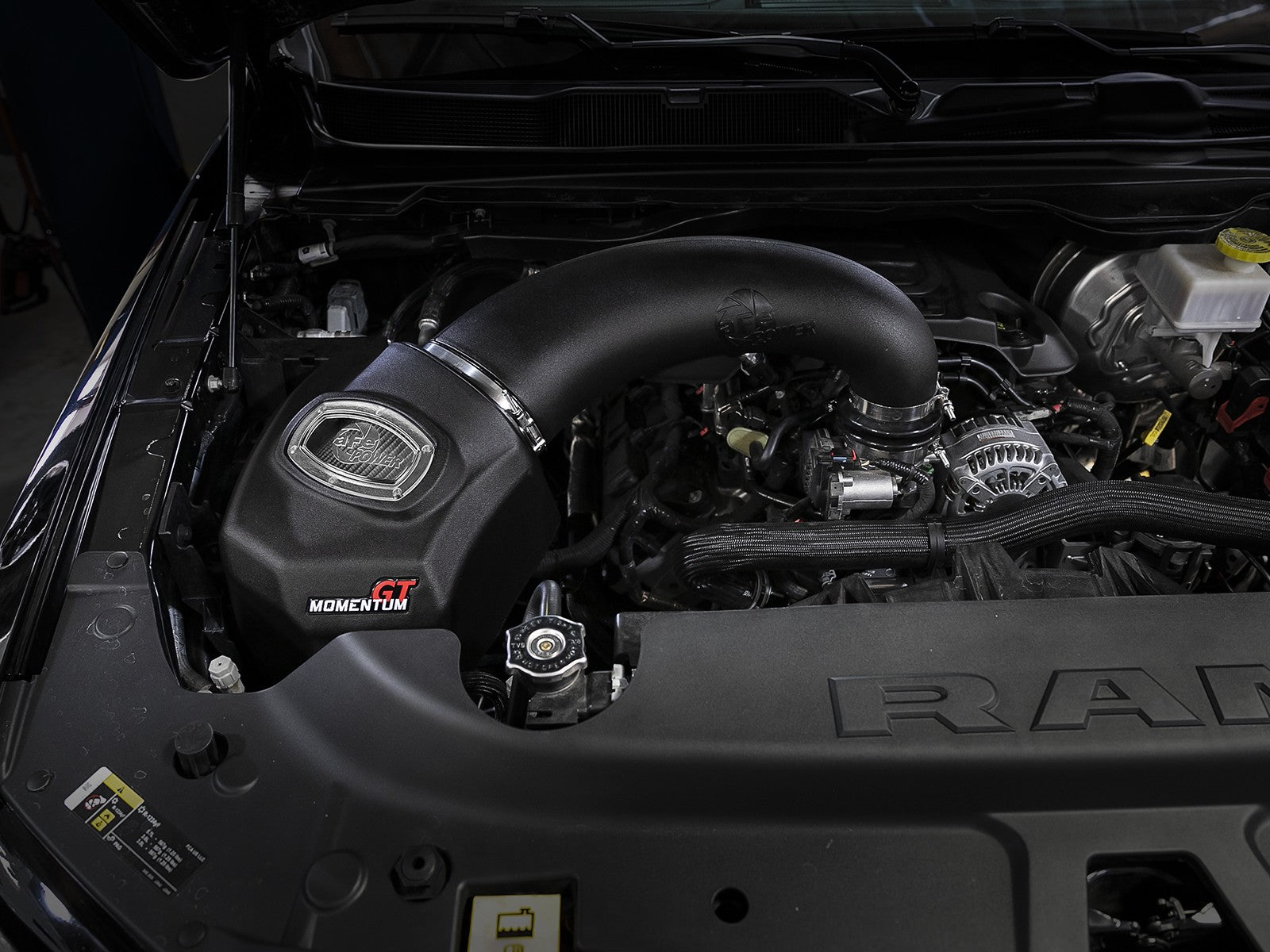 Momentum GT Cold Air Intake System w/ Pro Dry S Filter Ram 1500 (Dt) 19-26 V8-5.7L Hemi aFe Power