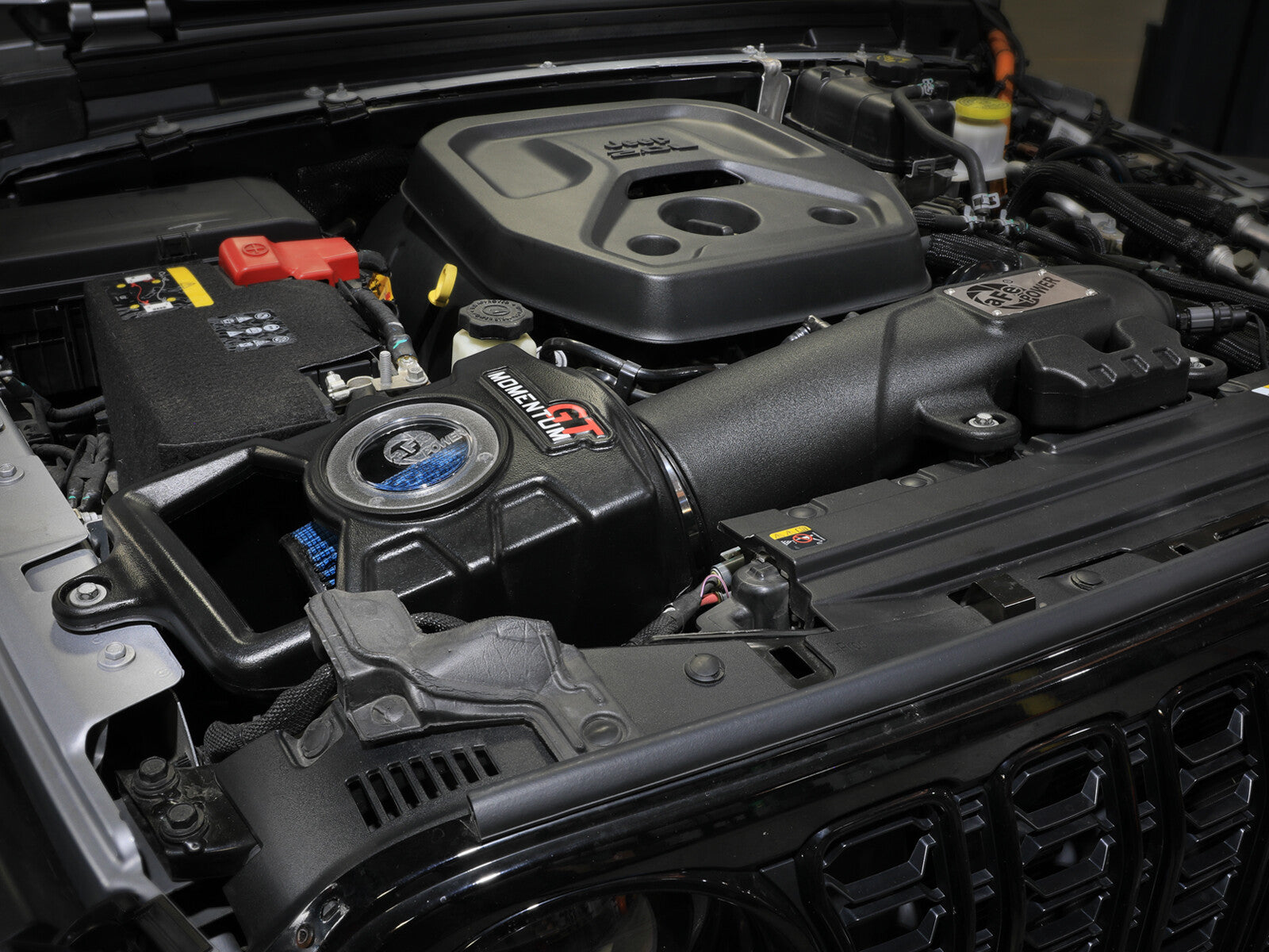 Momentum GT Cold Air Intake System w/ Pro 5R Filter Jeep Wrangler 4xe (Jl) 24-25 L4-2.0L (t) Hybrid aFe Power