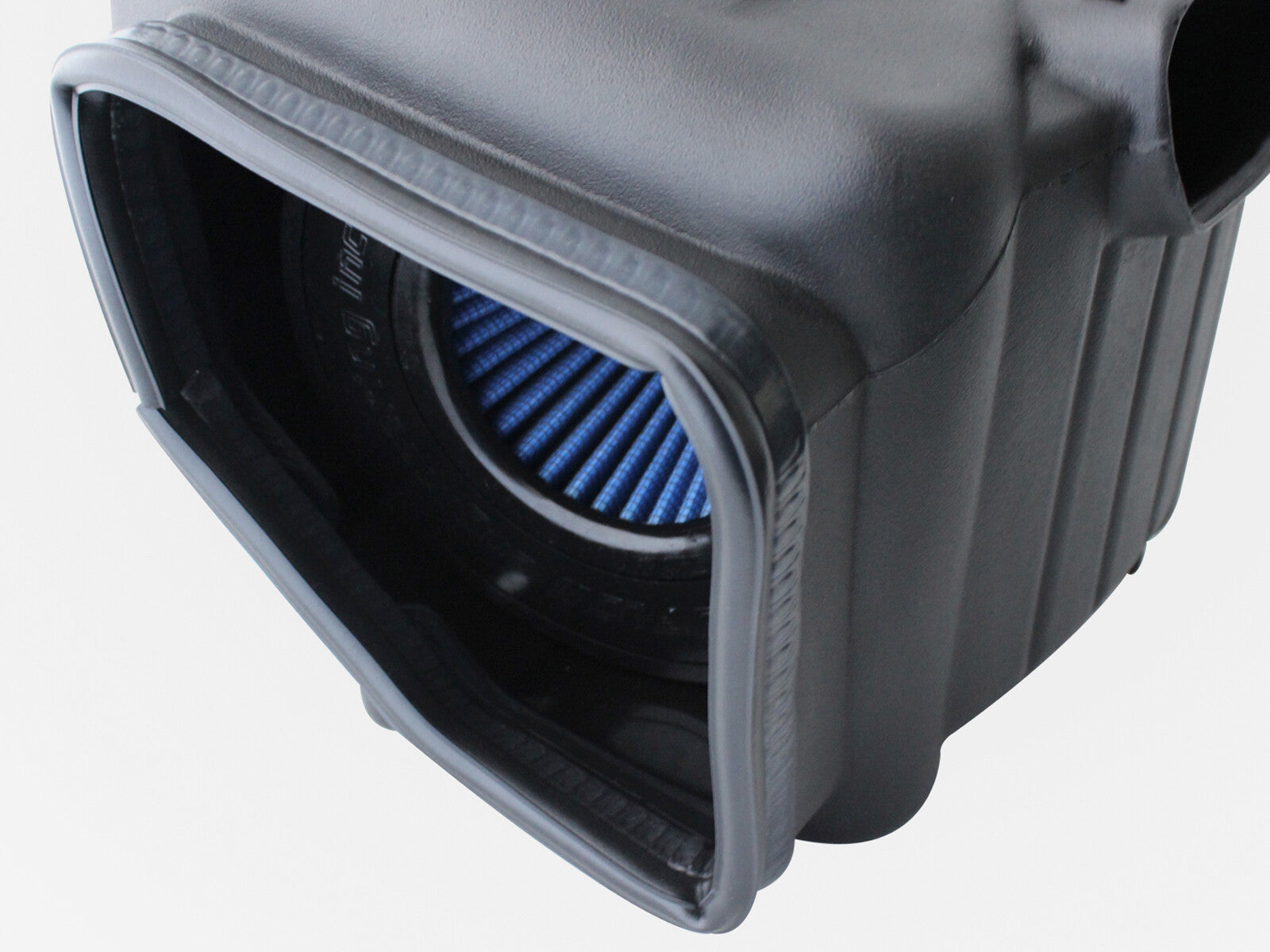 Momentum HD Cold Air Intake System w/ Pro 10R Filter GM Diesel Trucks 04.5-05 V8-6.6L (td) Lly aFe Power