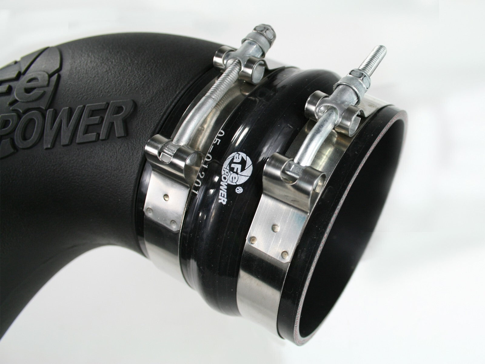 Momentum HD Cold Air Intake System w/ Pro 10R Filter GM Diesel Trucks 06-07 V8-6.6L (td) Lly/Lbz aFe Power