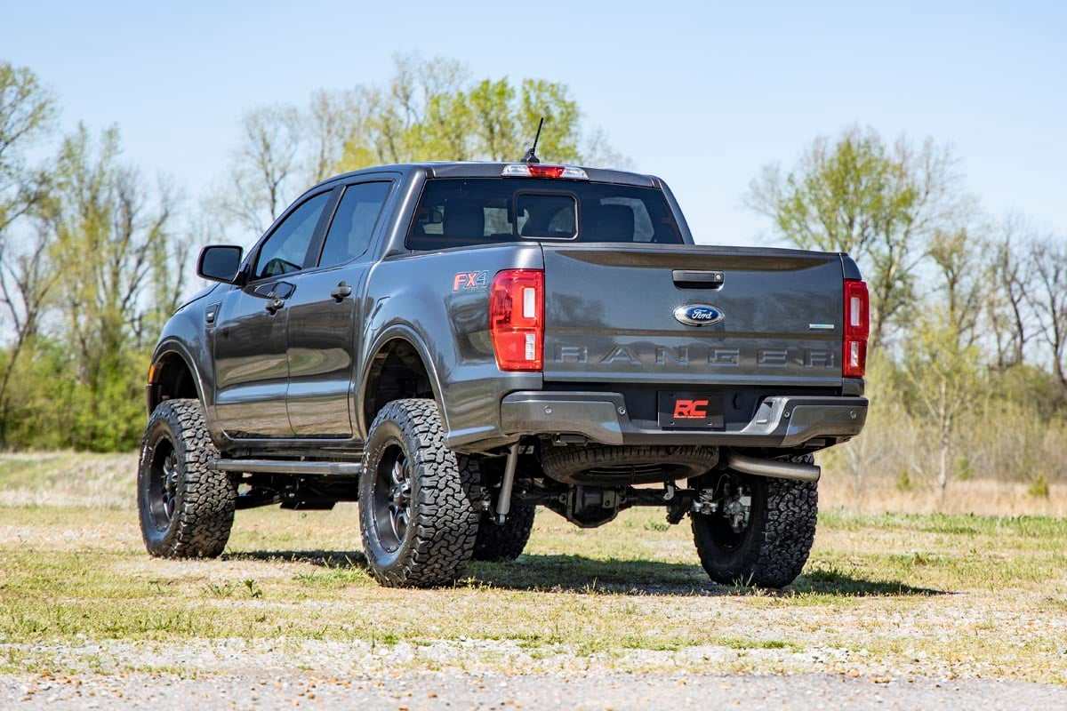 6 Inch Lift Kit N3 Struts Aluminum Knuckles Ford Ranger 4WD (2019-2023) Rough Country
