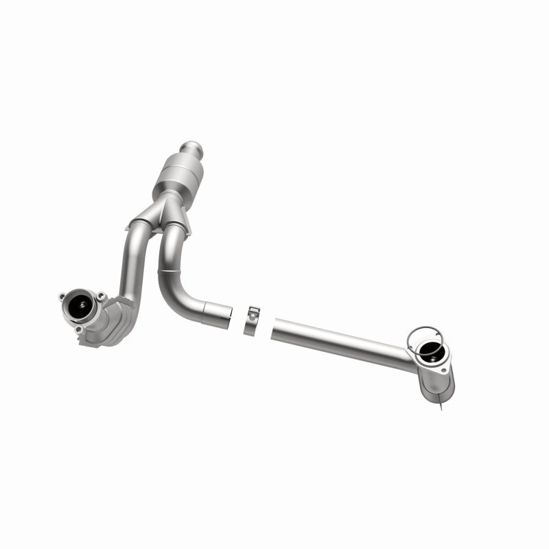 MagnaFlow Direct Fit Catalytic Converter 10-13 GMC Sierra 1500 V6 4.3L