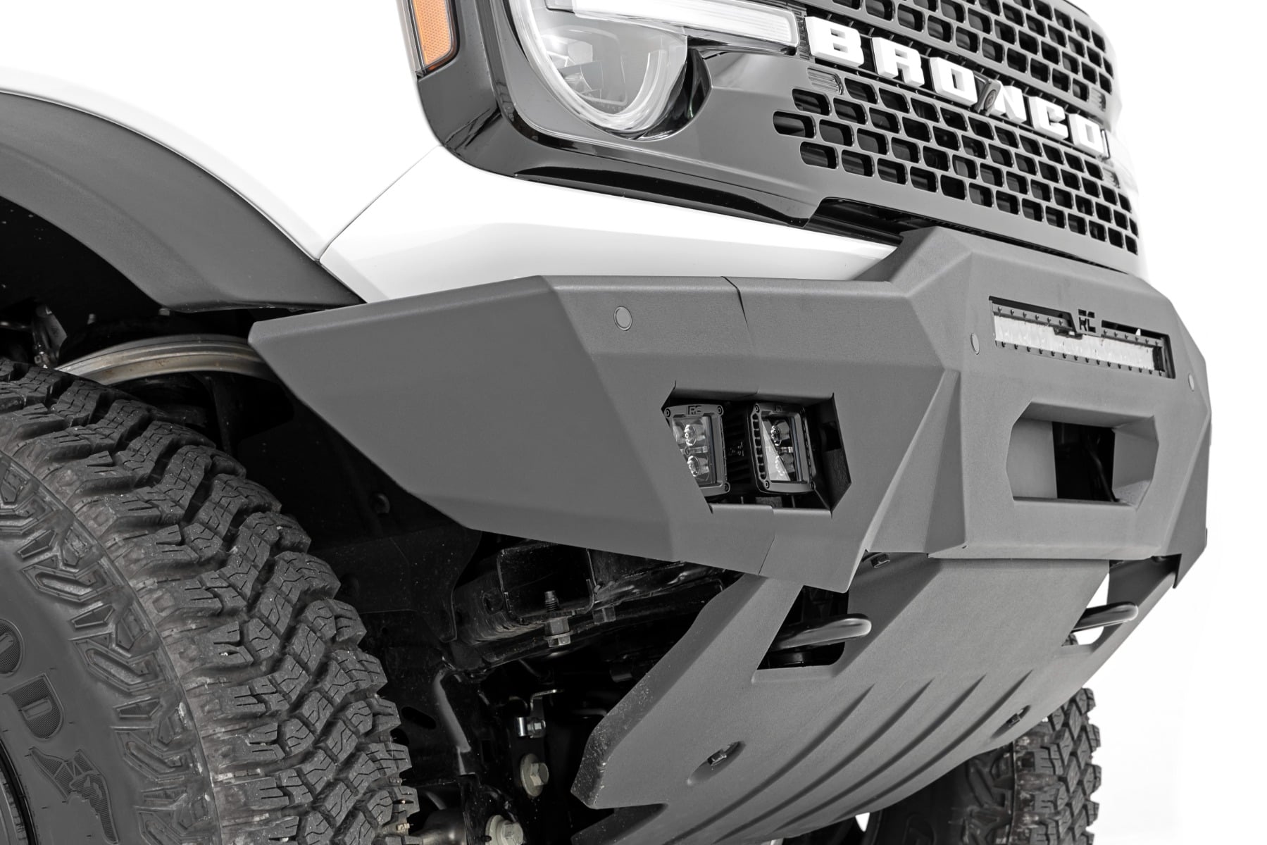 Front Bumper Modular Full Wings Ford Bronco 4WD (2021-2025) Rough Country