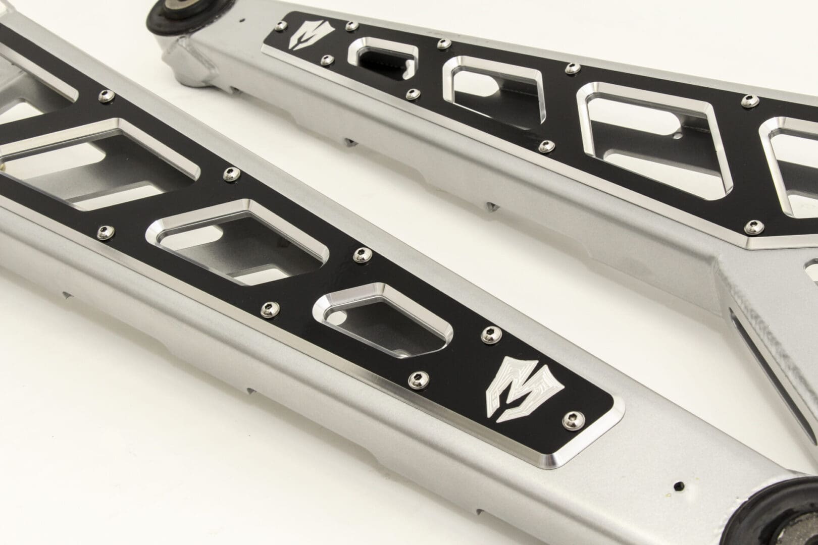 McGaughy's Billet Face Plates fits Radius Arms 2005-2022 Ford F250/F350 for 4 Inch-6 Inch-8 Inch Lift Kits Black