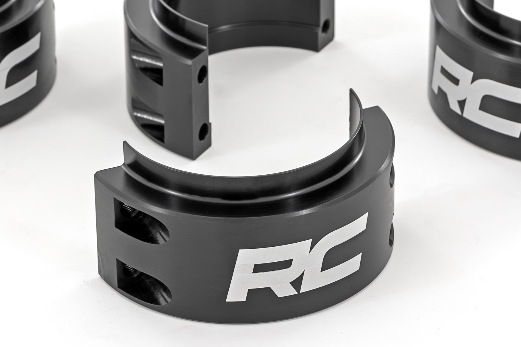 2.5 Inch Lift Kit Ford Raptor 4WD (2021-2025) Rough Country