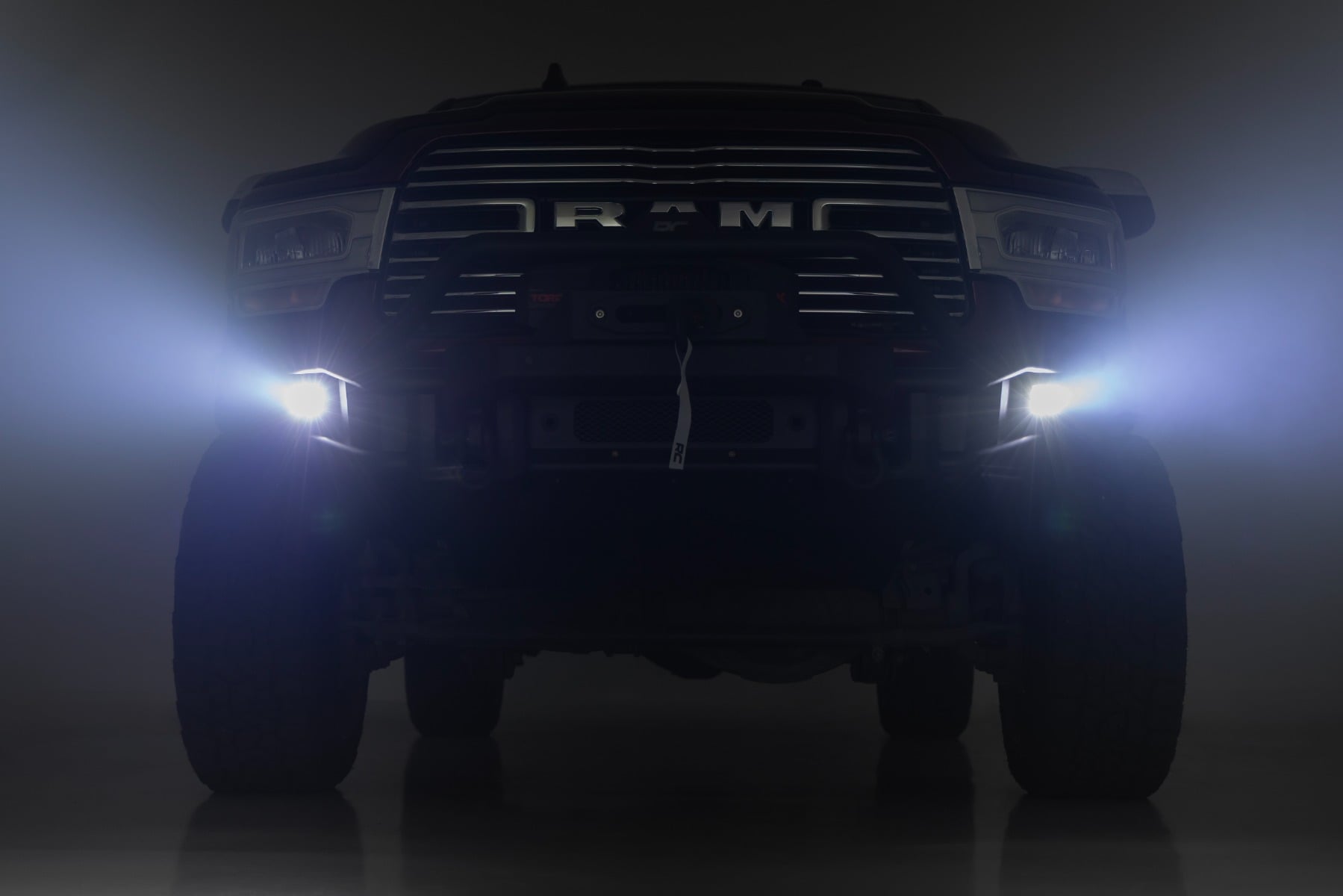 Front Bumper Tubular Ram 2500/3500 2WD/4WD (2019-2026) Rough Country