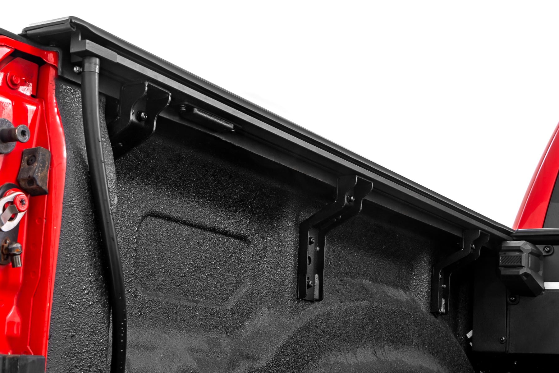 Powered Retractable Bed Cover 5 Foot 7 Inch Bed Ram 1500 (19-26)/1500 TRX (21-24) Rough Country
