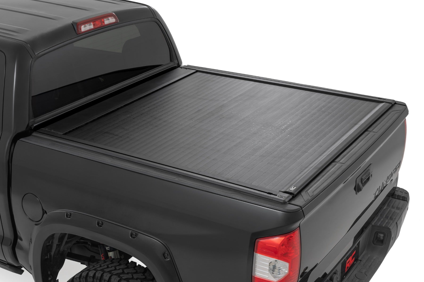 Powered Retractable Bed Cover 5 Foot 7 Inch Bed Toyota Tundra (07-21) Rough Country