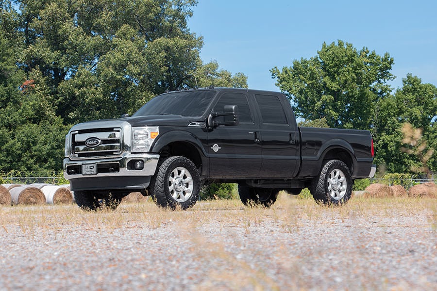 2 Inch Leveling Kit Ford F-250/F-350 Super Duty 4WD (2005-2023) Rough Country