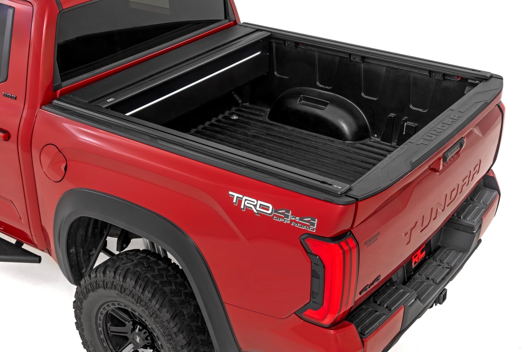 Powered Retractable Bed Cover 5 Foot 7 Inch Bed Toyota Tundra 2WD/4WD (2022-2026) Rough Country