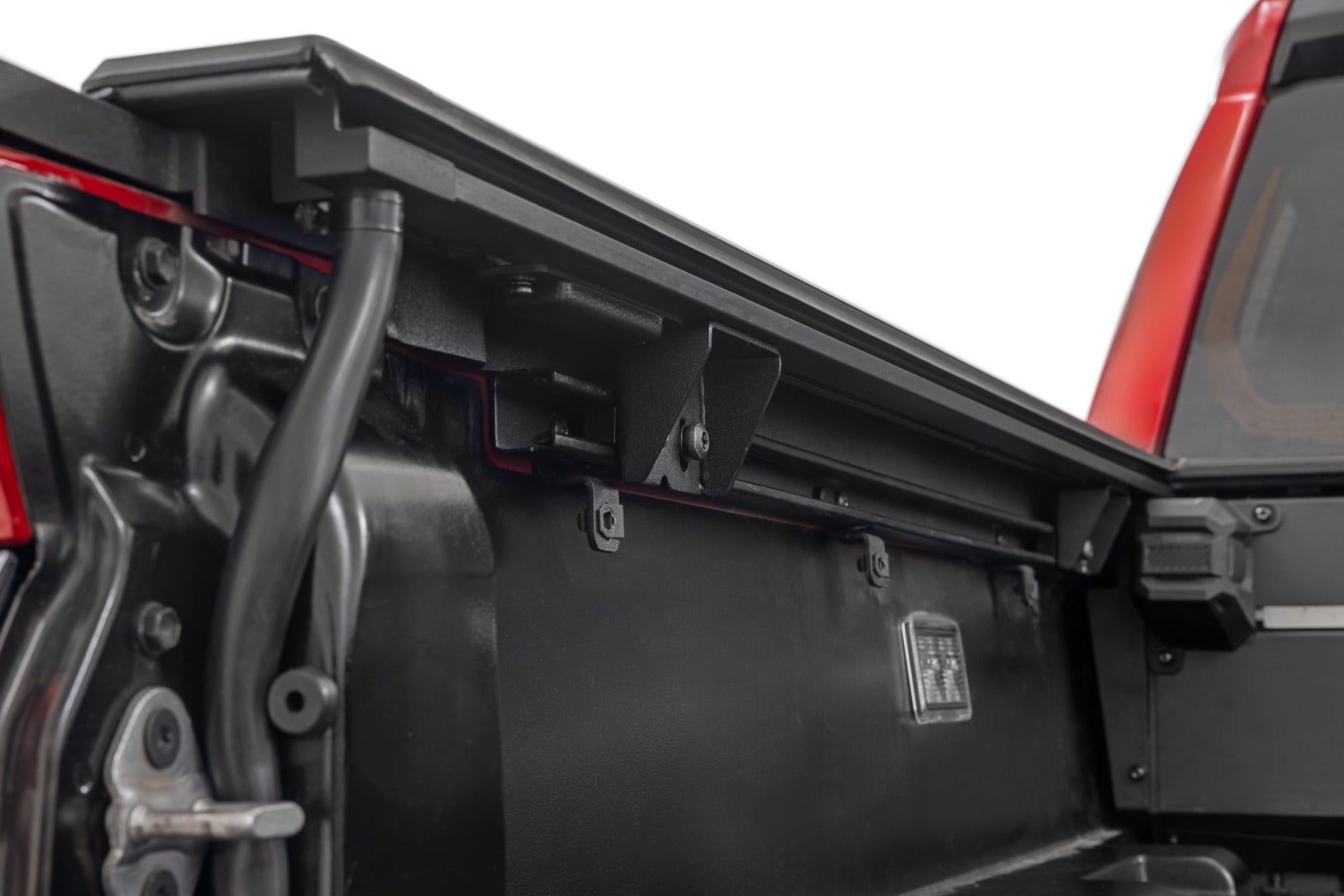Powered Retractable Bed Cover 5 Foot Bed Toyota Tacoma 2WD/4WD (2024-2026) Rough Country