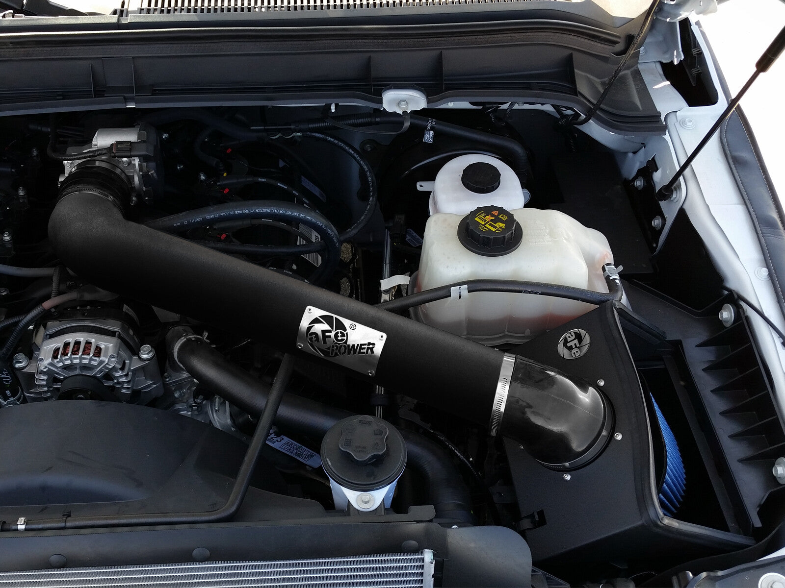 Rapid Induction Cold Air Intake System w/ Pro 5R Filter Ford Super Duty F-250/F-350 11-16 V8-6.2L aFe Power
