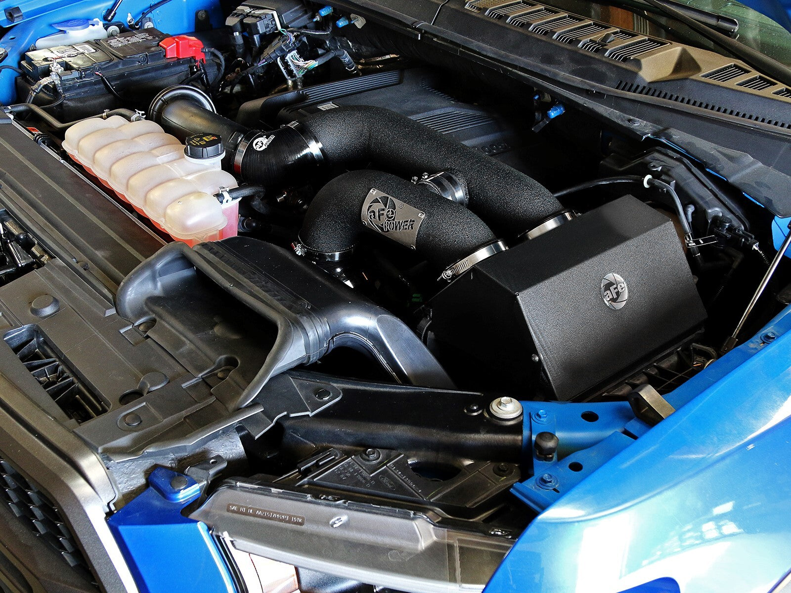 Rapid Induction Cold Air Intake System w/ Pro 5R Filter Ford F-150/Raptor 17-20 V6-3.5L (tt)/Expedition 18-21 V6-3.5L (tt) 78 Percent Air Flow Gain aFe Power