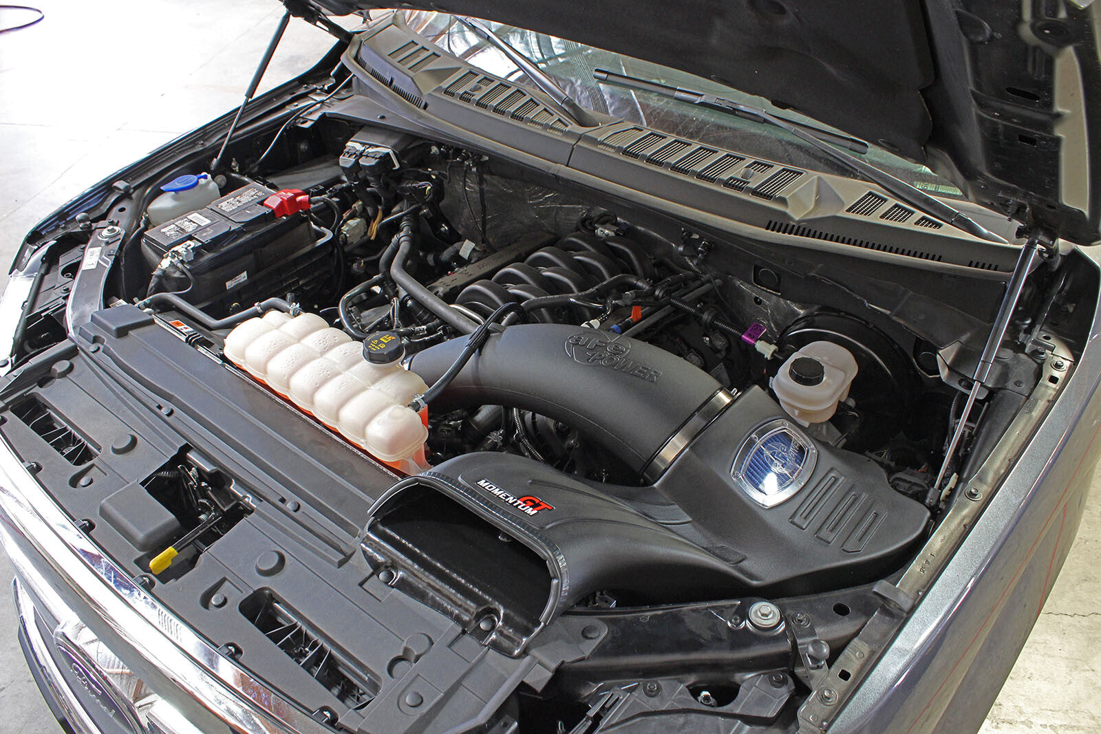 Momentum GT Cold Air Intake System w/ Pro 5R Filter Ford F-150 15-20 V8-5.0L aFe Power