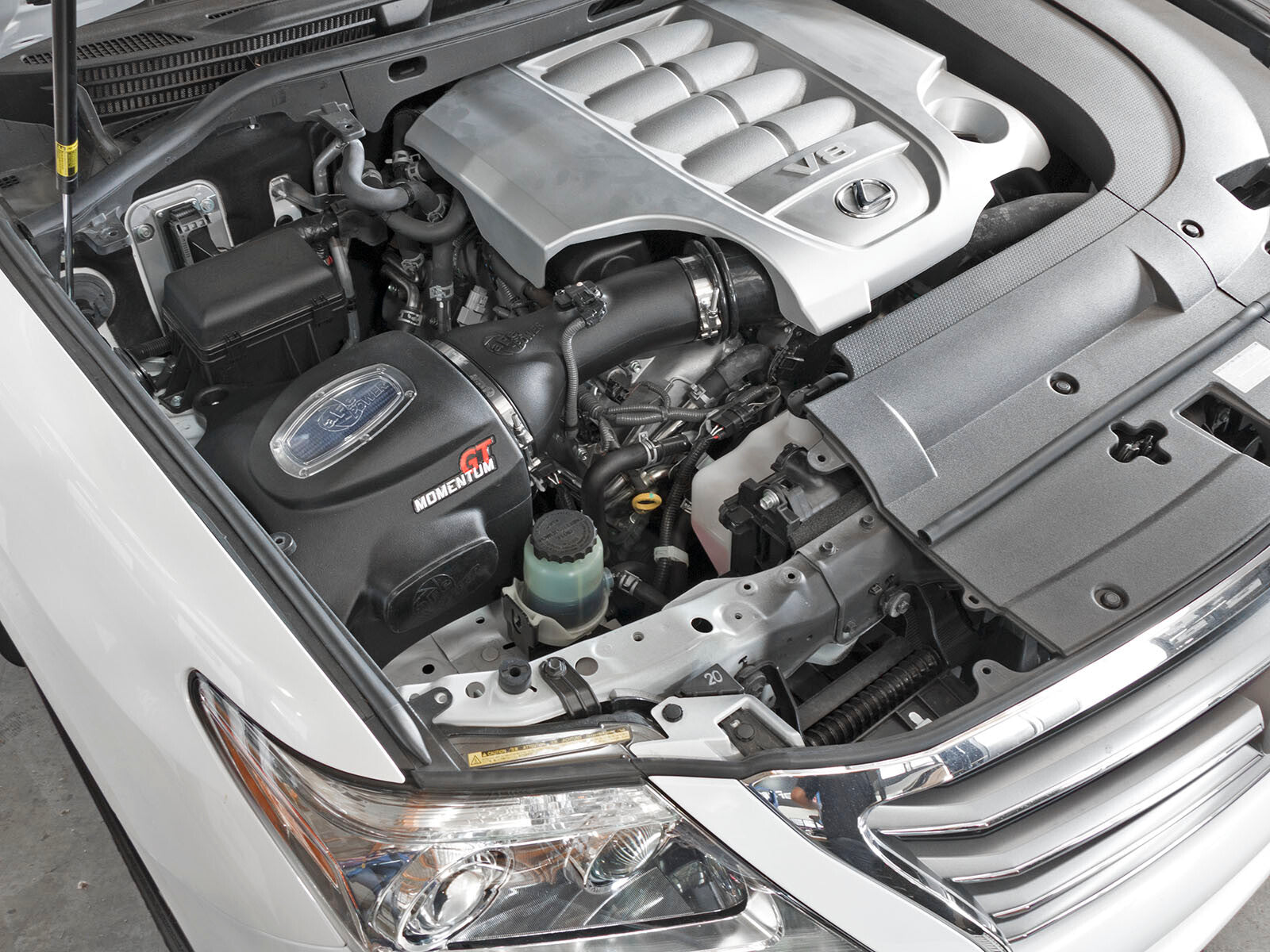Momentum GT Cold Air Intake System w/ Pro 5R Filter Lexus LX570/Toyota Land Cruiser (J200) 08-21 V8-5.7L/V8-4.6L aFe Power
