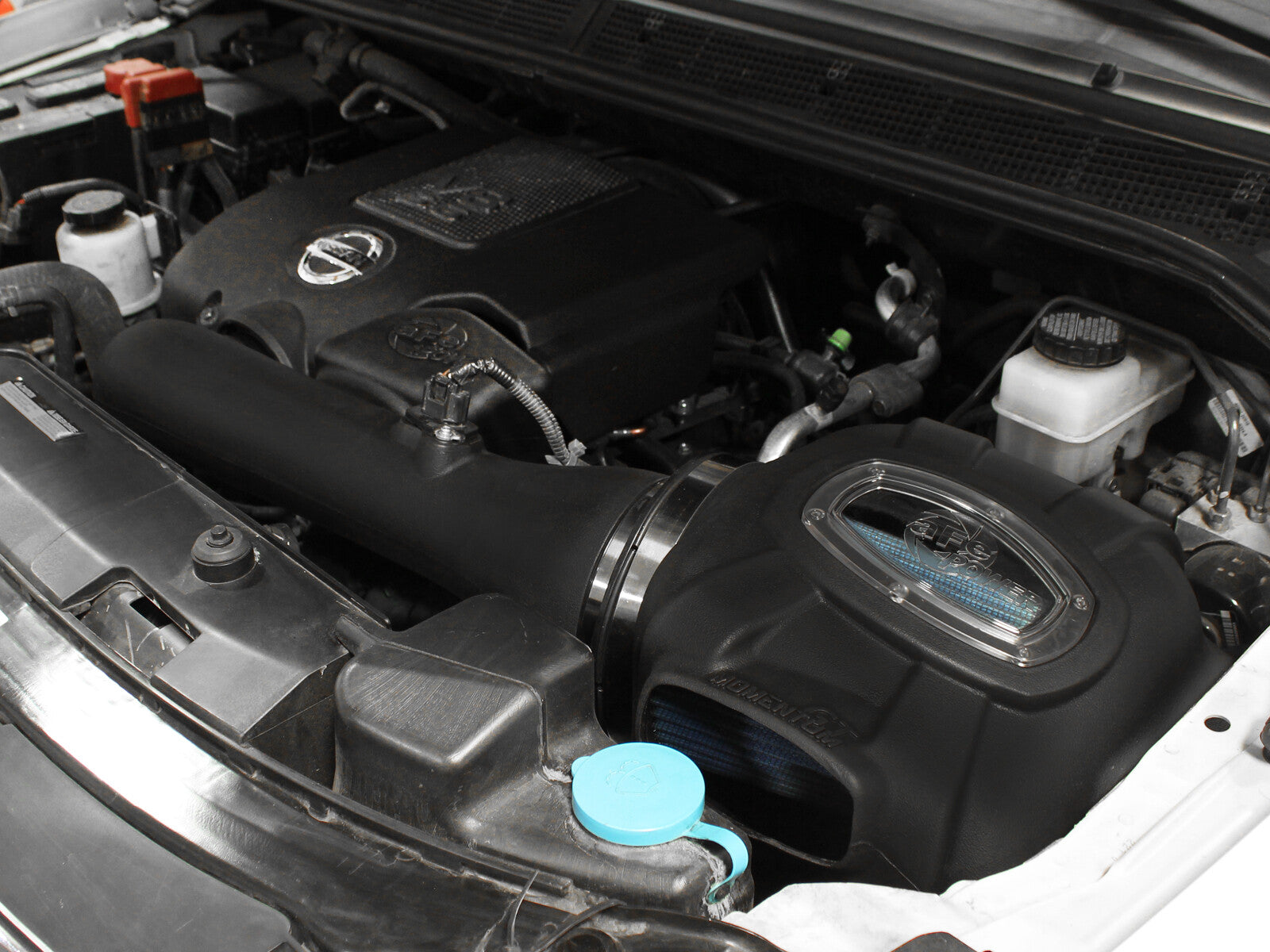 Momentum GT Cold Air Intake System w/ Pro 5R Filter Nissan Titan 04-15 V8-5.6L aFe Power