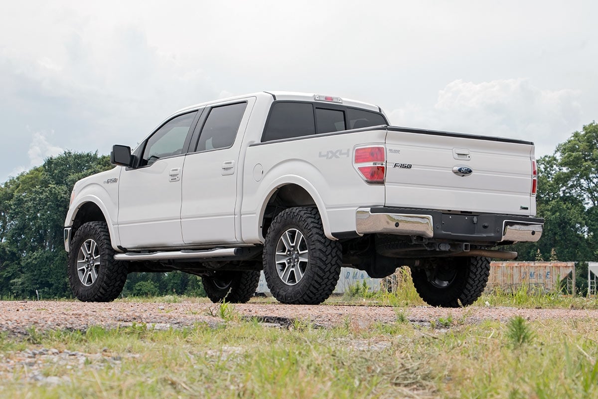 3 Inch Lift Kit N3 Struts Red Ford F-150 4WD (2009-2013) Rough Country