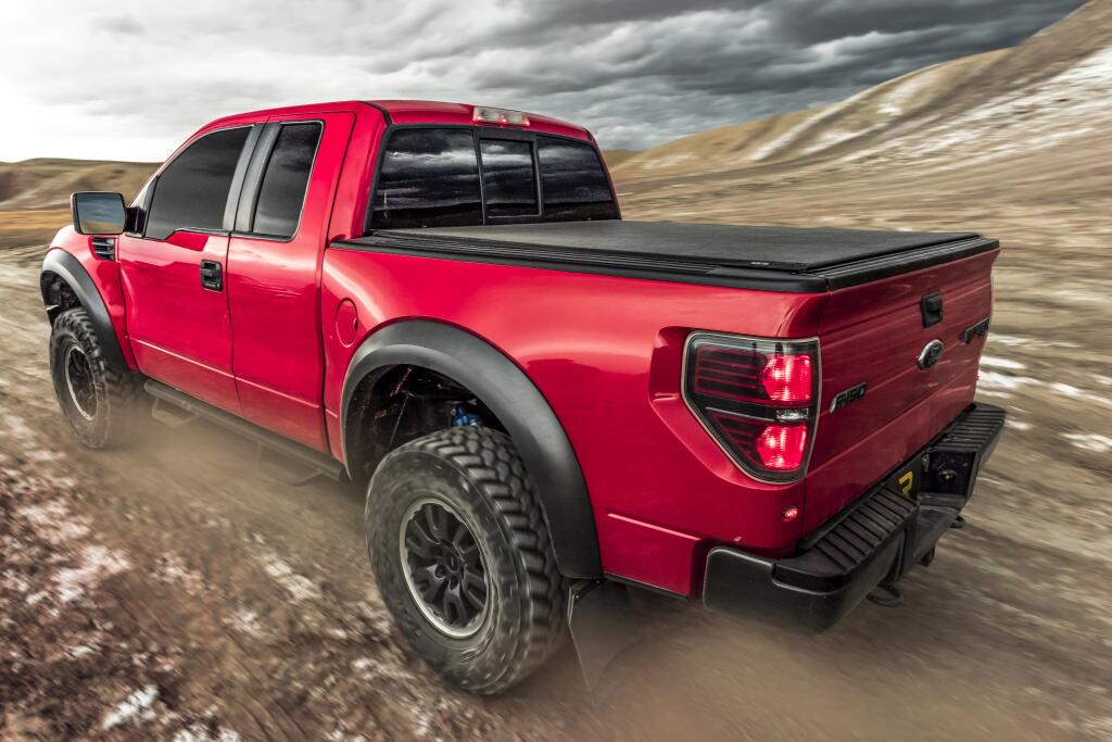 Lo Pro Tonneau Cover Black 2009-2018 (2019-2024 Classic) Ram 5 Foot 7 Inch Bed with RamBox Truxedo