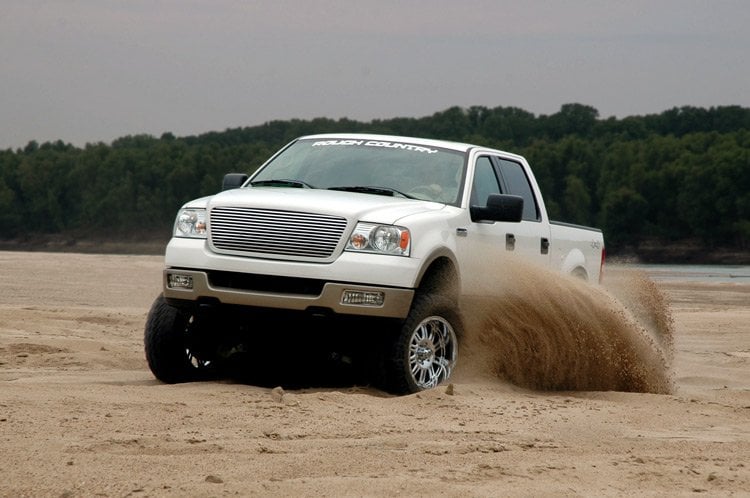 6 Inch Lift Kit N3 Struts Ford F-150 4WD (2004-2008) Rough Country