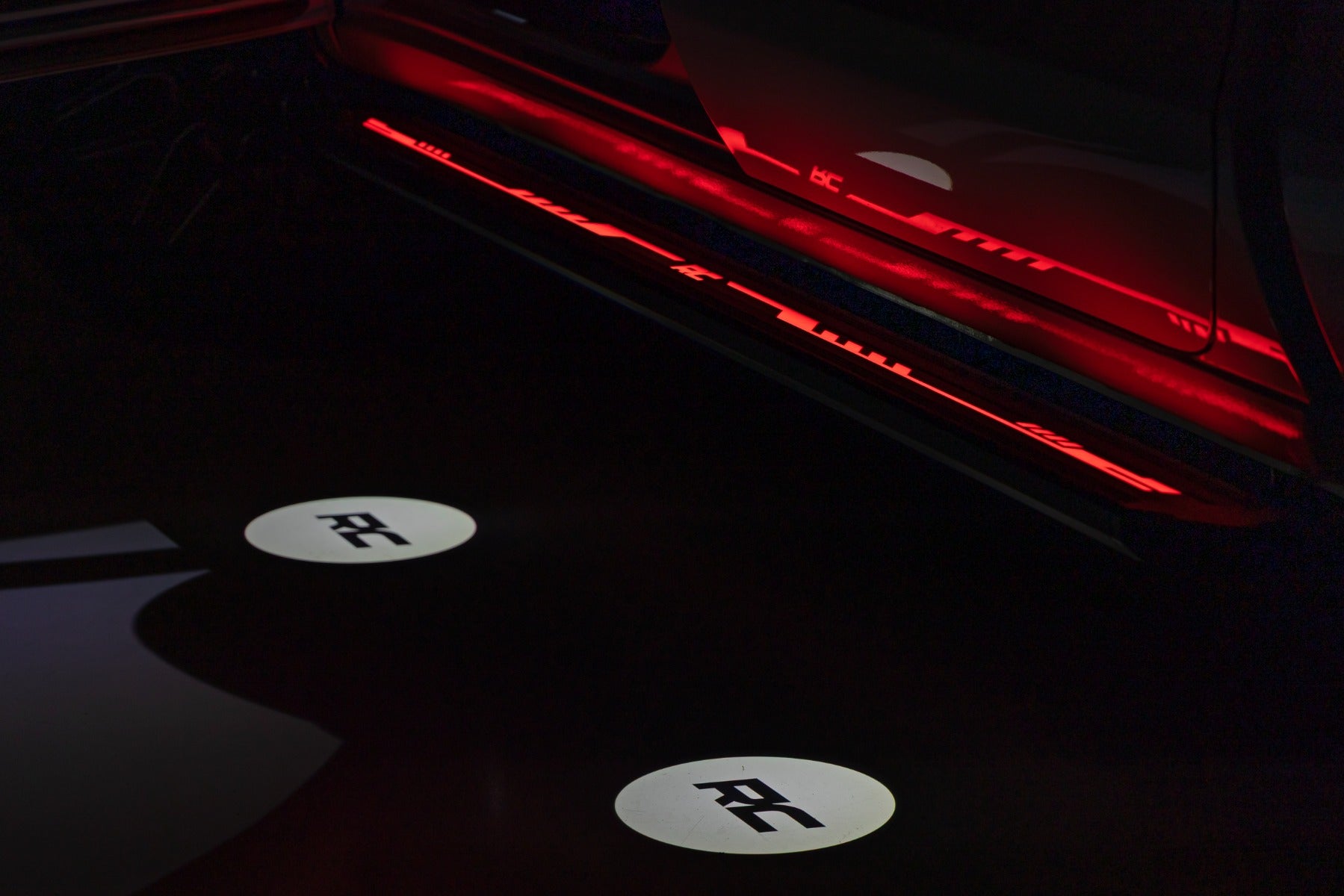 Multi-Color LED Running Boards Crew Cab Silverado/Sierra 1500/2500HD/3500HD (07-19 & Classic) Rough Country