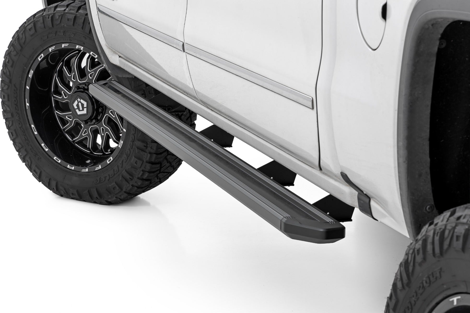 Multi-Color LED Running Boards Crew Cab Silverado/Sierra 1500/2500HD/3500HD (07-19 & Classic) Rough Country