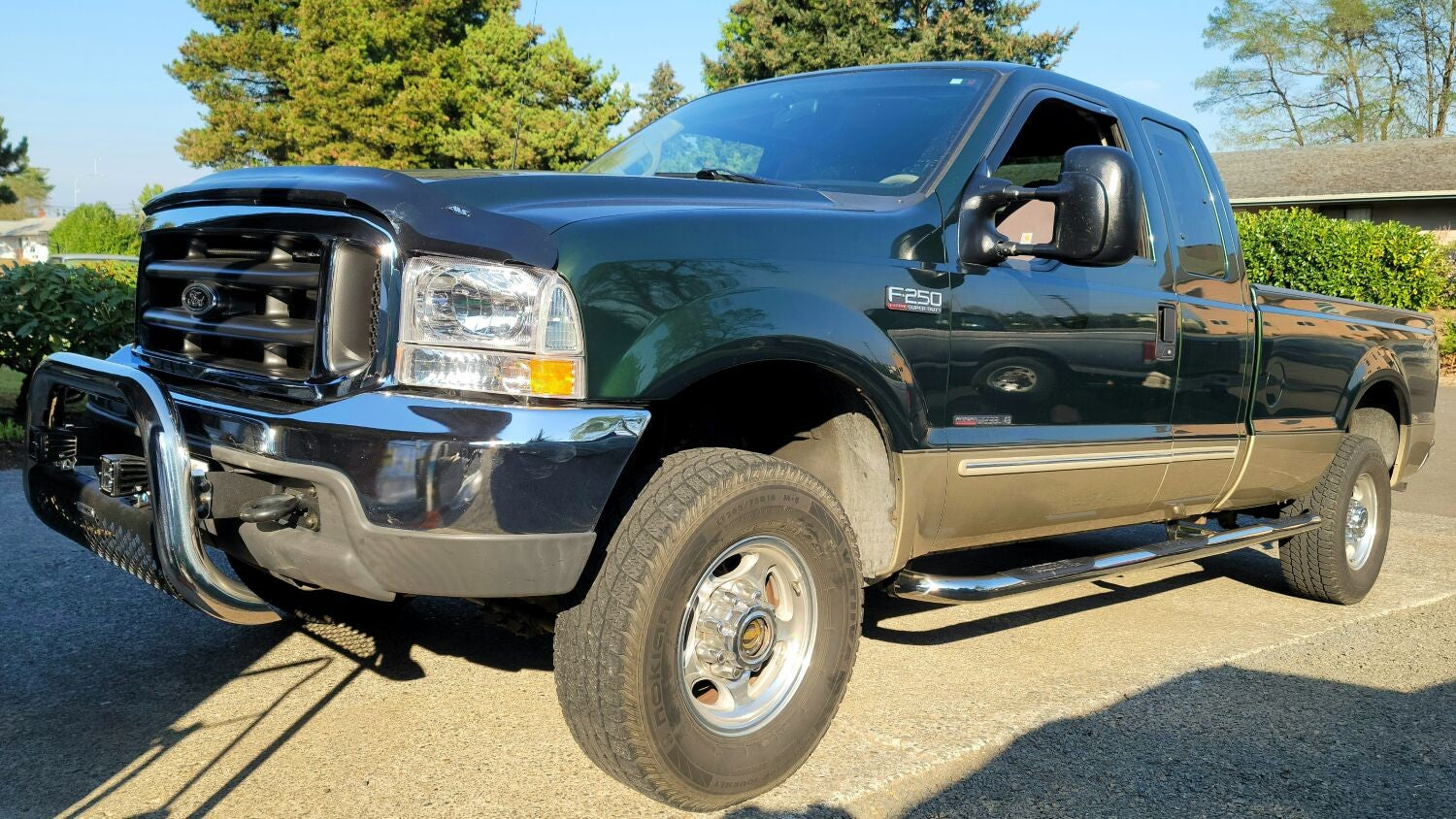 RC2 Bull Bar with Mounting Brackets Polished Stainless Steel 1999-2007 Ford F-250/F-350 Go Rhino