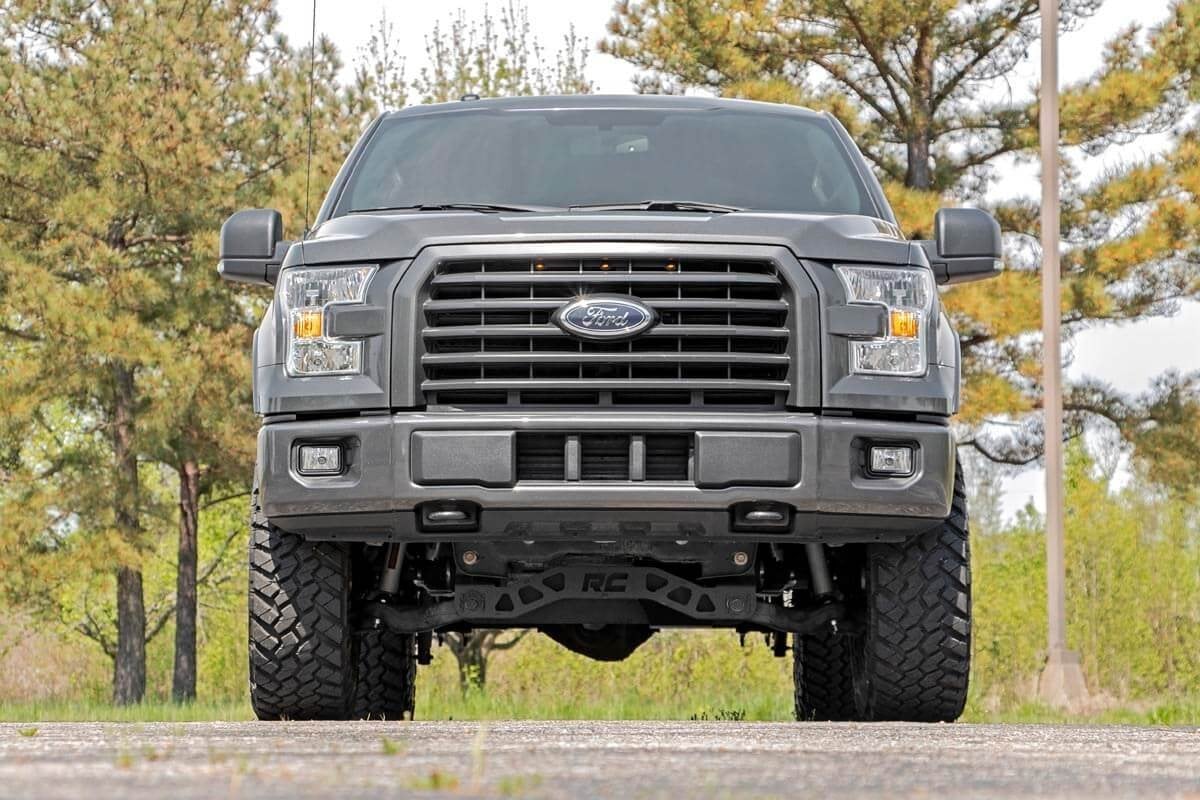 4 Inch Lift Kit Ford F-150 4WD (2015-2020) Rough Country