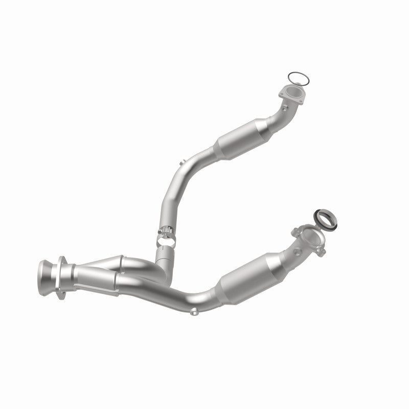 MagnaFlow Direct Fit Catalytic Converter 2007-2008 Cadillac Escalade 6.2L