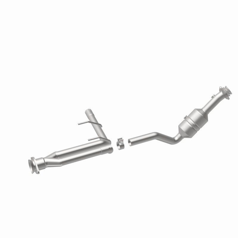 MagnaFlow Direct Fit Catalytic Converter 2011-2014 F-150 3.7L Underbody