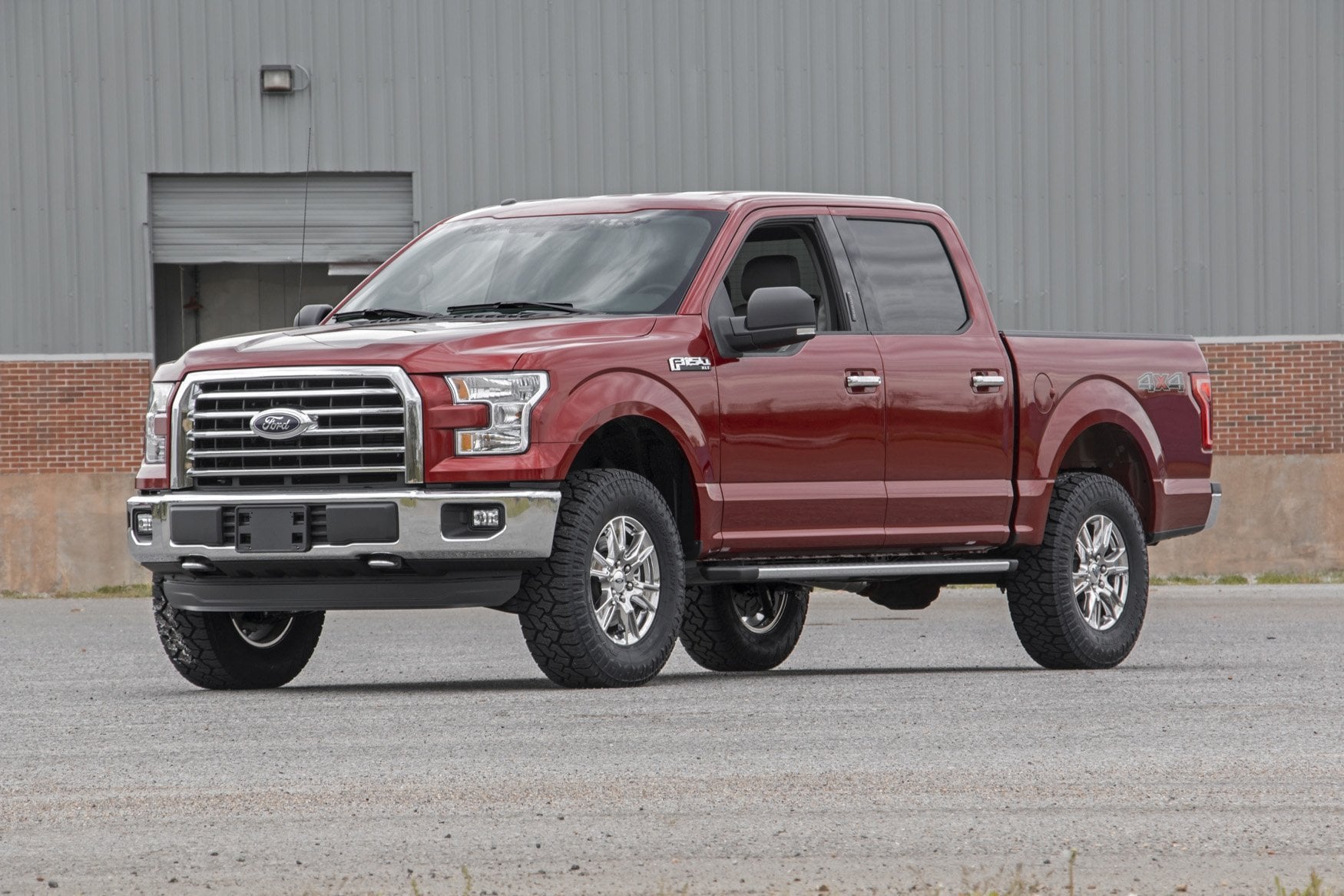 2 Inch Lift Kit Vertex Ford F-150 4WD (2014-2020) Rough Country