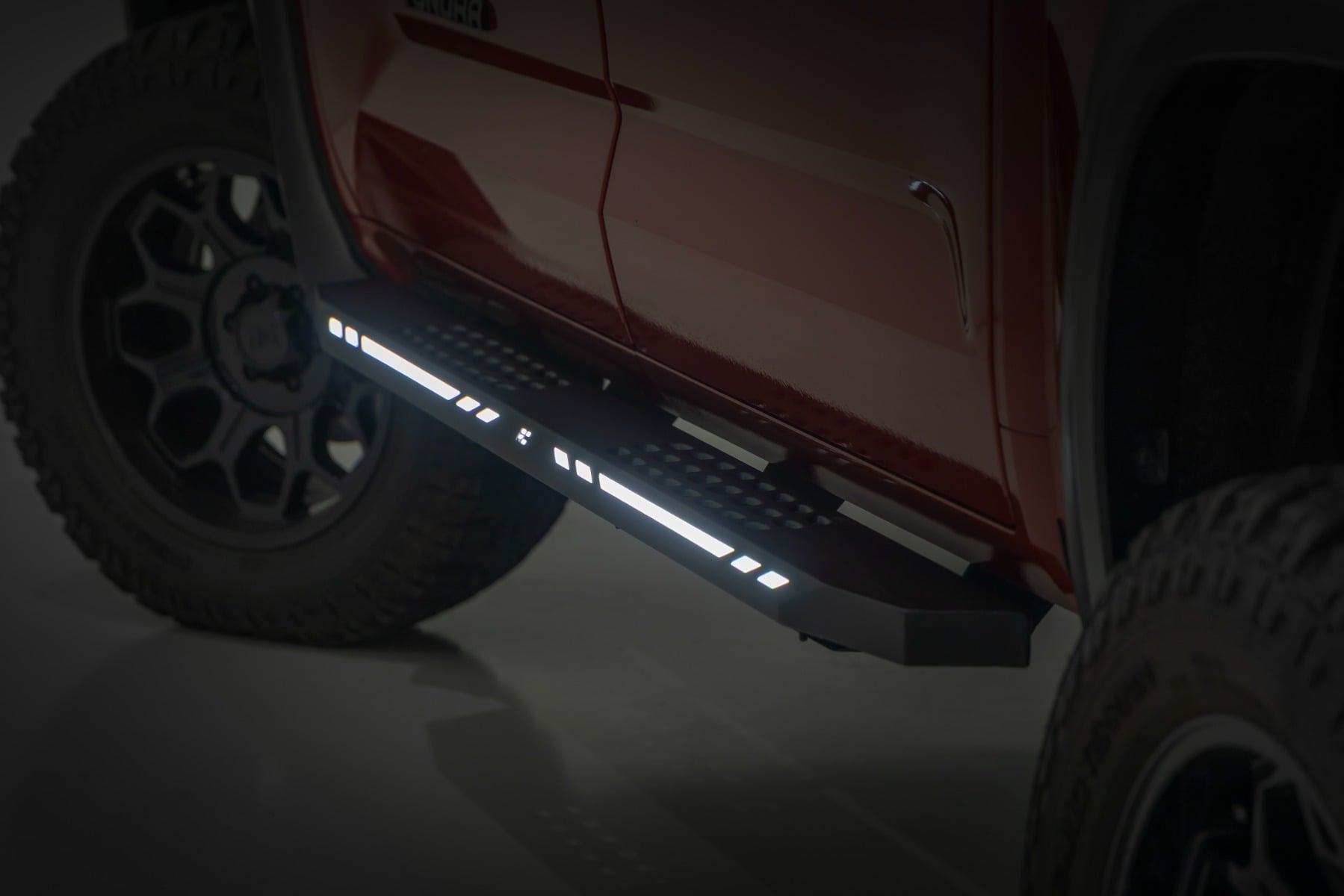 AC2 Running Boards Amber/White CrewMax Toyota Tundra 2WD/4WD (22-26) Rough Country