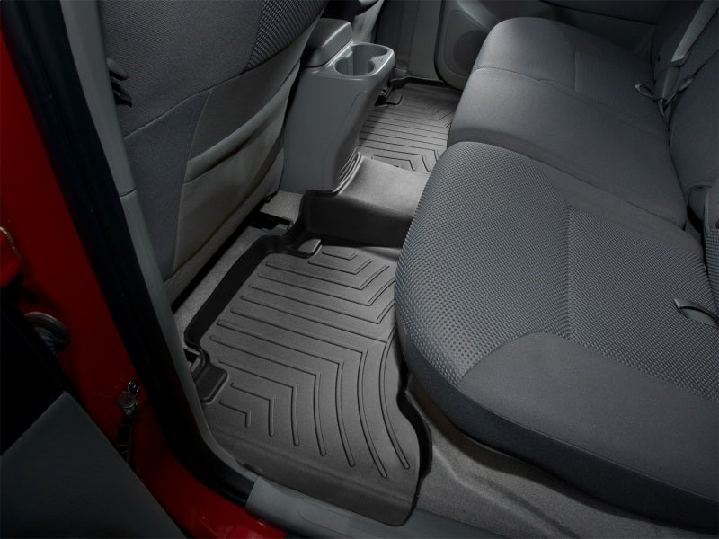 WeatherTech 05-13 Toyota Tacoma Double Cab Rear FloorLiner - Black