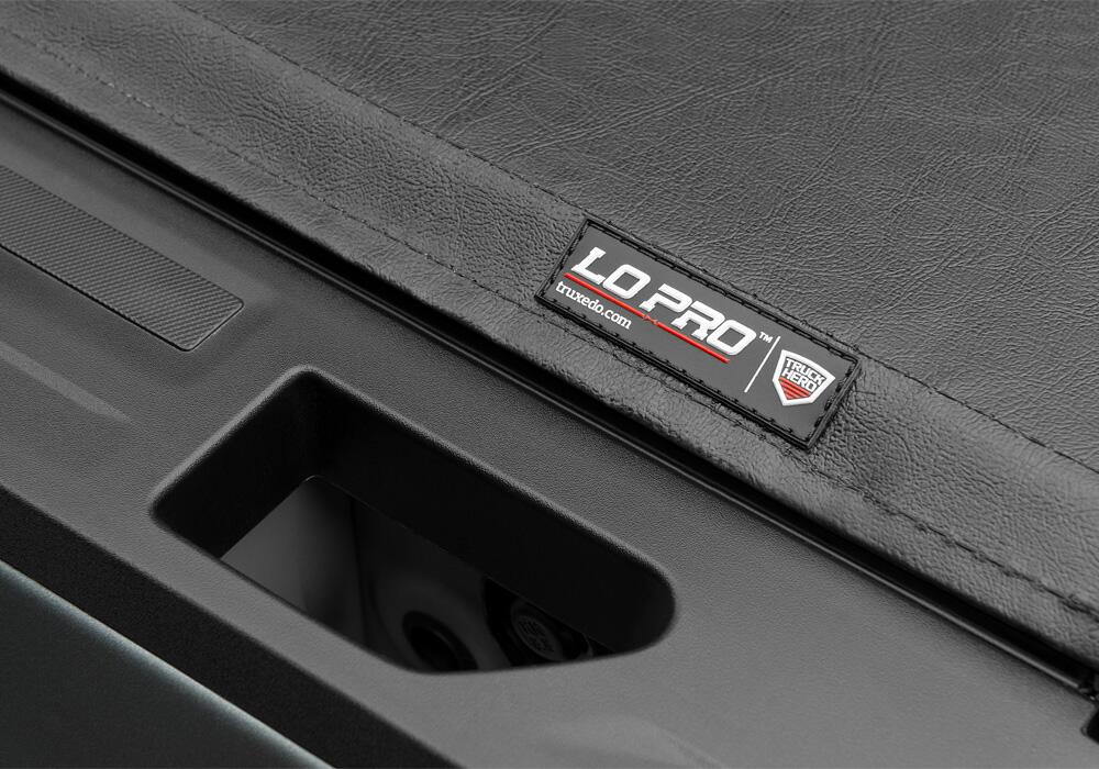 Lo Pro Tonneau Cover Black 2020-2026 GMC Sierra (with CarbonPro Bed) 5 Foot 9 Inch Bed Truxedo