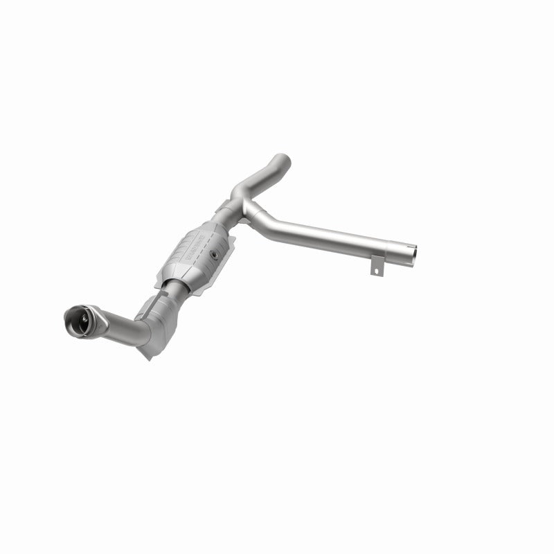 MagnaFlow Direct Fit Catalytic Converter 00-01 Ford F-150 4.6L 2wd
