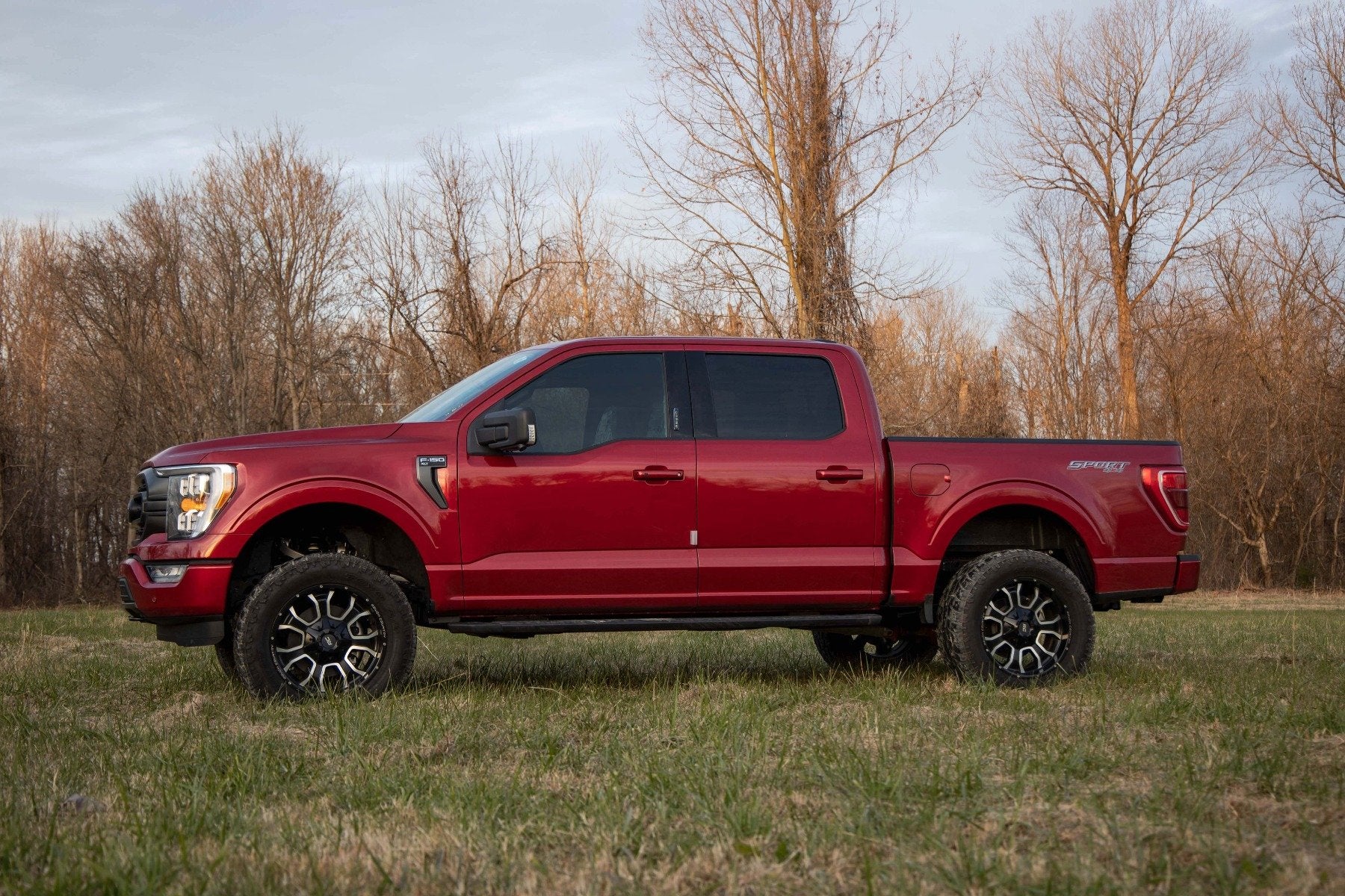 F-150 3 Inch Lift Kit Bolt On  2021 F-150 4WD Rough Country