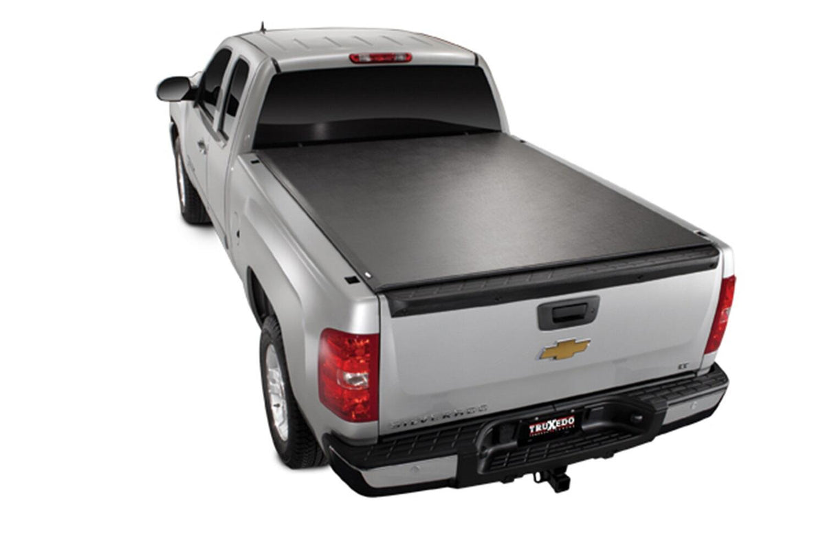 Lo Pro Tonneau Cover Black 1999-2006 (2007 Classic) Silverado/Sierra 1500 6 Foot 6 Inch Bed Fleetside Truxedo